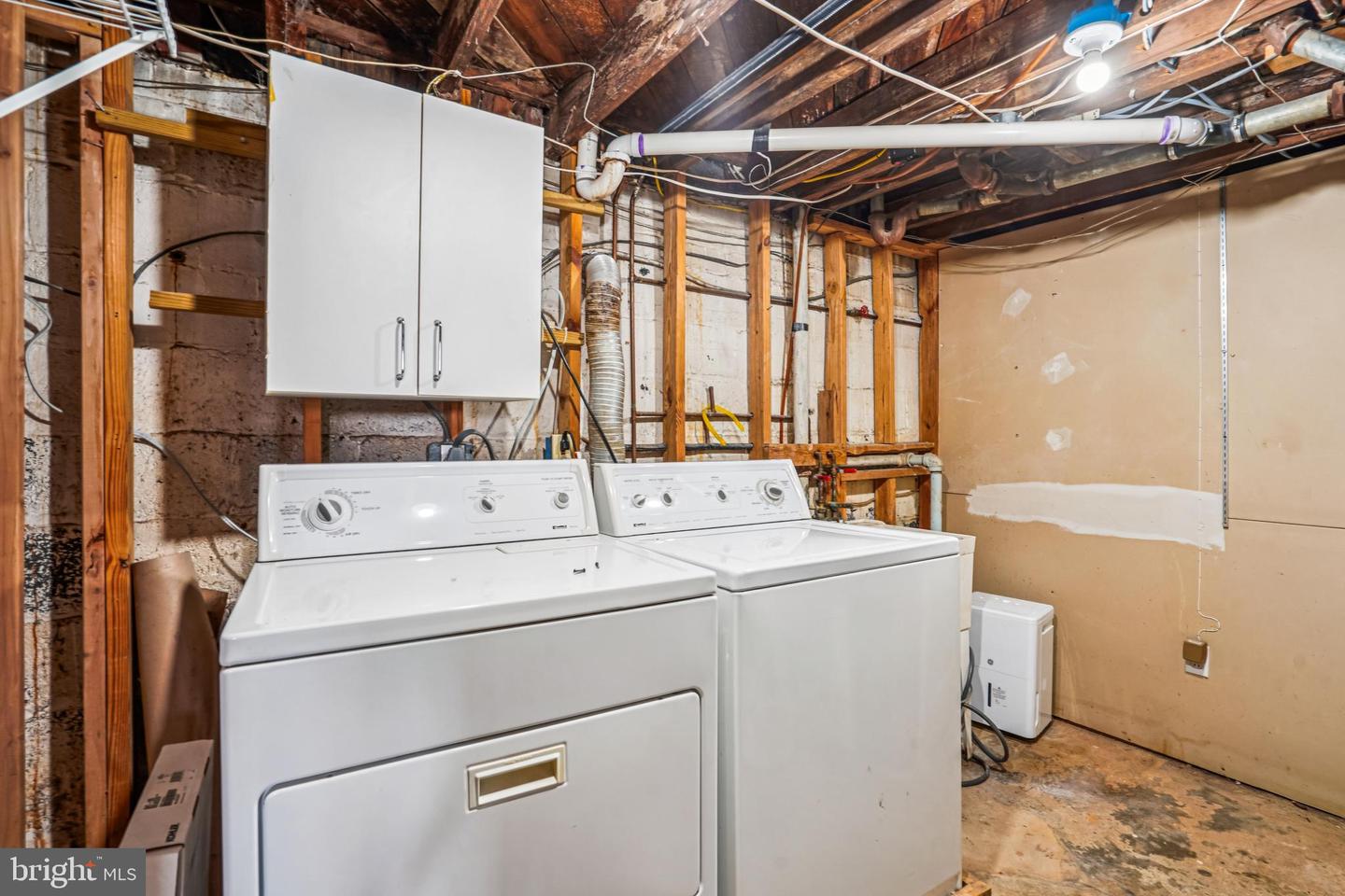 2329 N EDISON ST, ARLINGTON, Virginia 22207, 3 Bedrooms Bedrooms, ,2 BathroomsBathrooms,Residential,For sale,2329 N EDISON ST,VAAR2064316 MLS # VAAR2064316