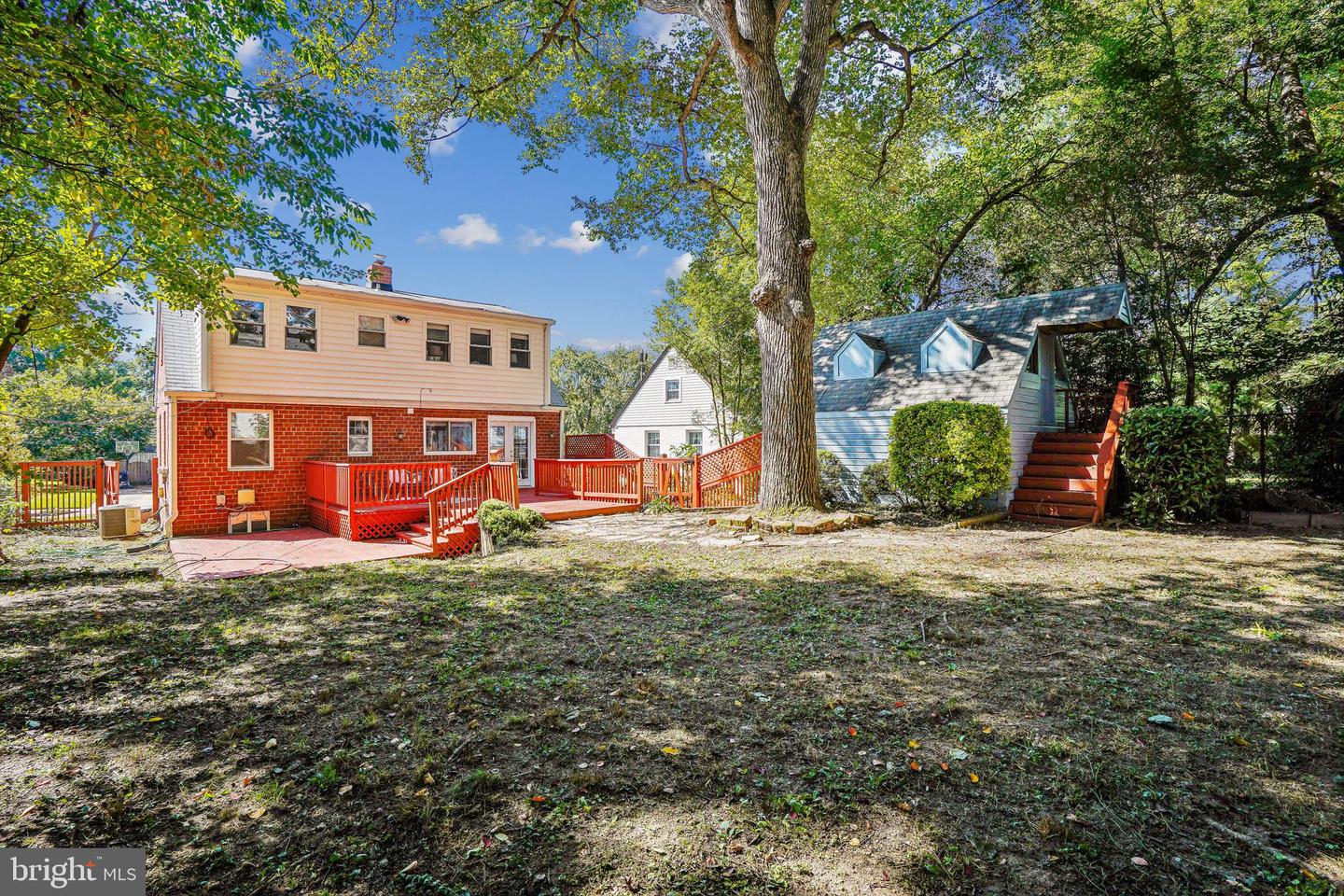 2329 N EDISON ST, ARLINGTON, Virginia 22207, 3 Bedrooms Bedrooms, ,2 BathroomsBathrooms,Residential,For sale,2329 N EDISON ST,VAAR2064316 MLS # VAAR2064316