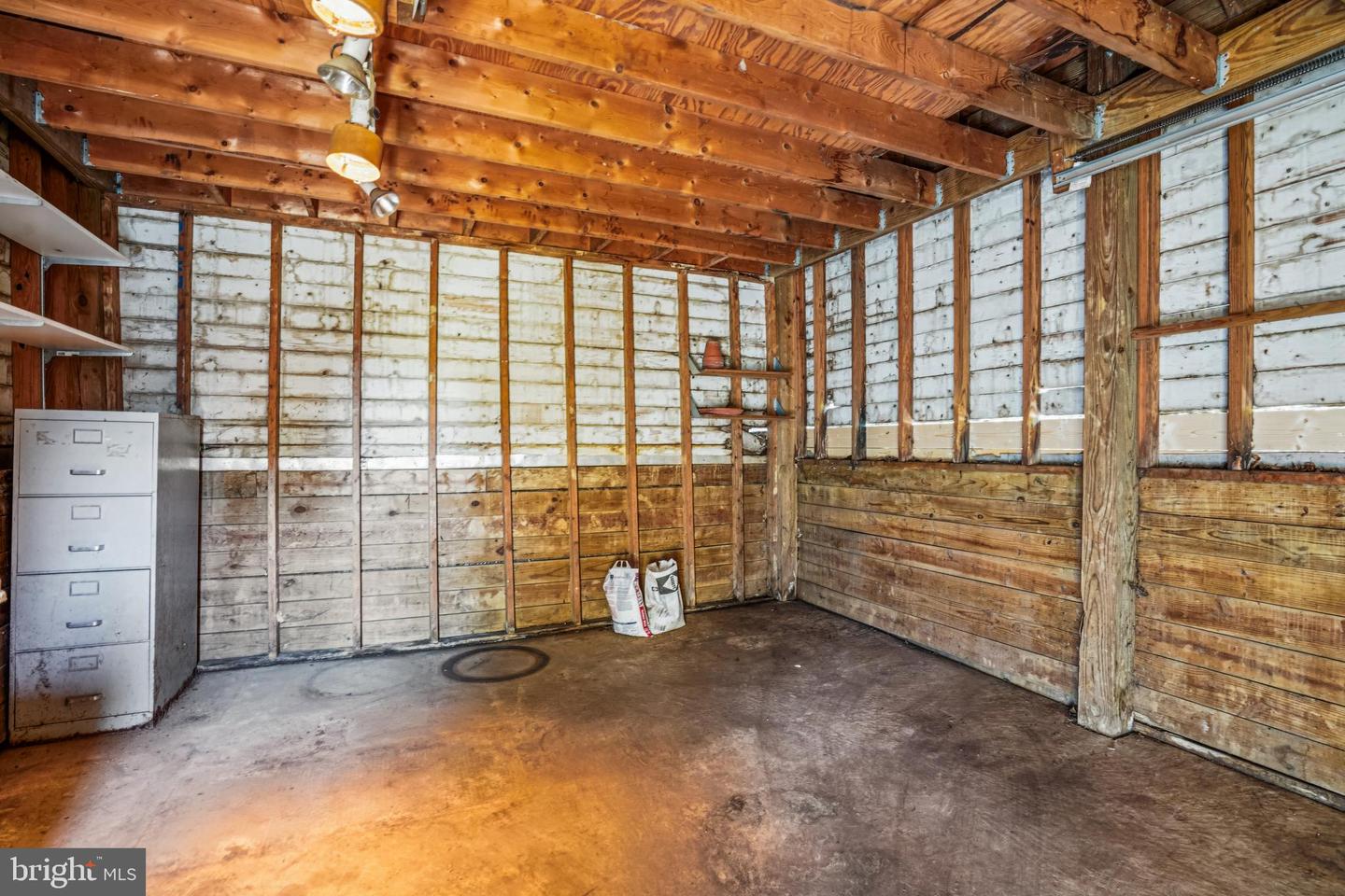 2329 N EDISON ST, ARLINGTON, Virginia 22207, 3 Bedrooms Bedrooms, ,2 BathroomsBathrooms,Residential,For sale,2329 N EDISON ST,VAAR2064316 MLS # VAAR2064316
