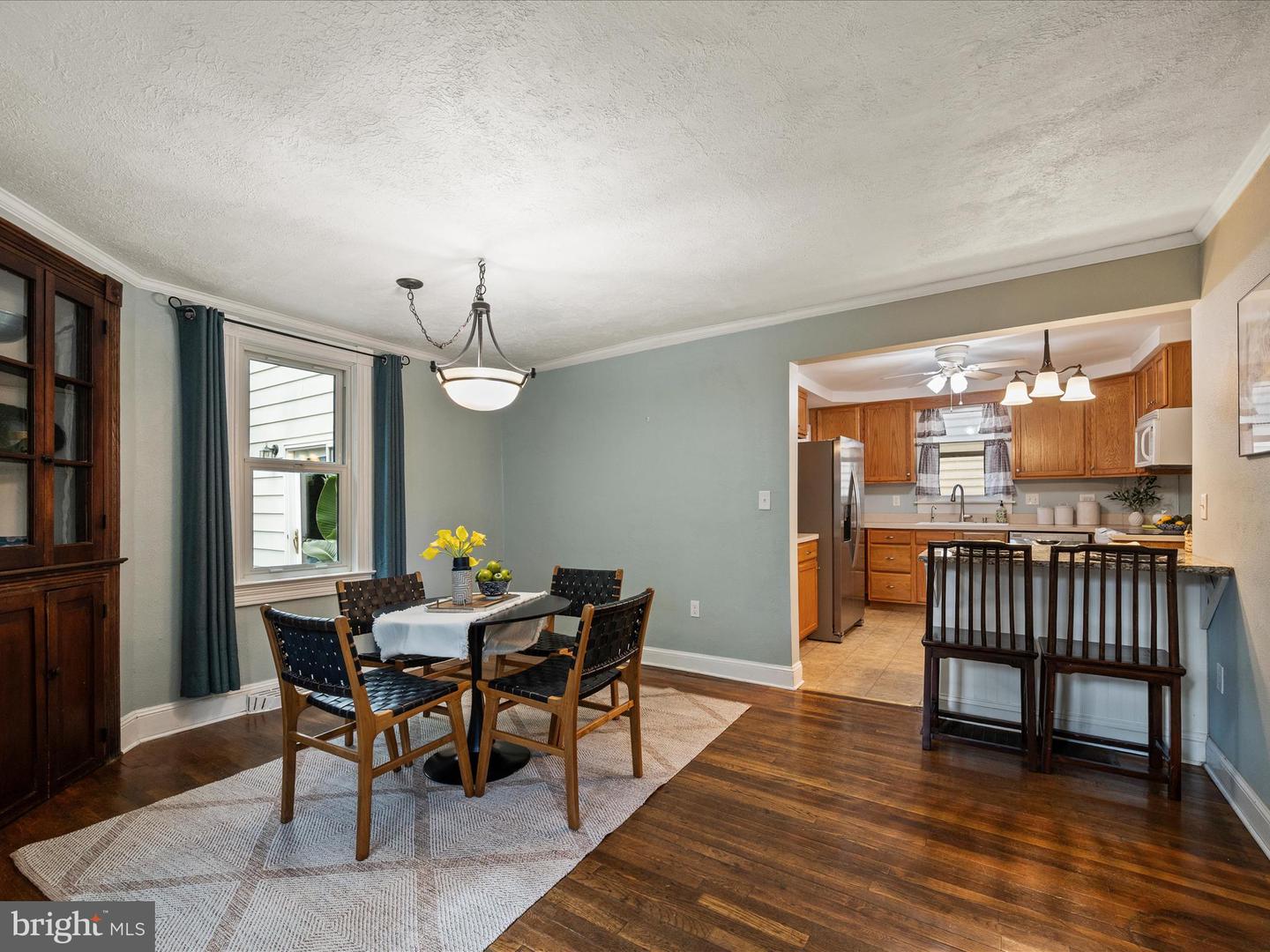 519 N BRADDOCK ST, WINCHESTER, Virginia 22601, 4 Bedrooms Bedrooms, ,3 BathroomsBathrooms,Residential,For sale,519 N BRADDOCK ST,VAWI2009154 MLS # VAWI2009154