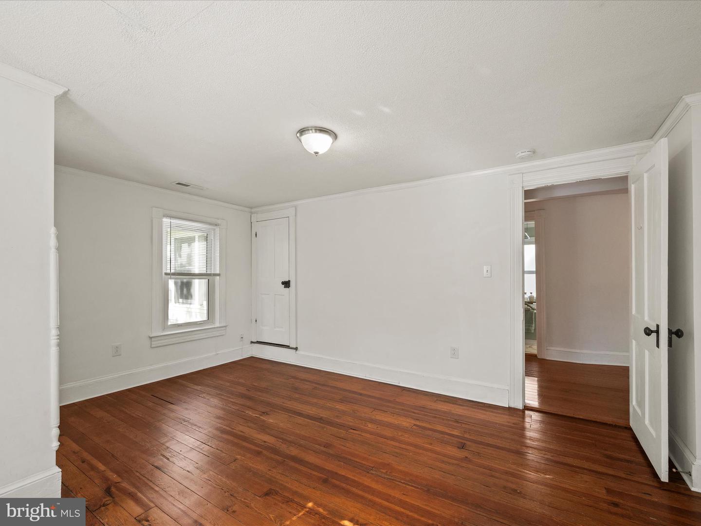 519 N BRADDOCK ST, WINCHESTER, Virginia 22601, 4 Bedrooms Bedrooms, ,3 BathroomsBathrooms,Residential,For sale,519 N BRADDOCK ST,VAWI2009154 MLS # VAWI2009154