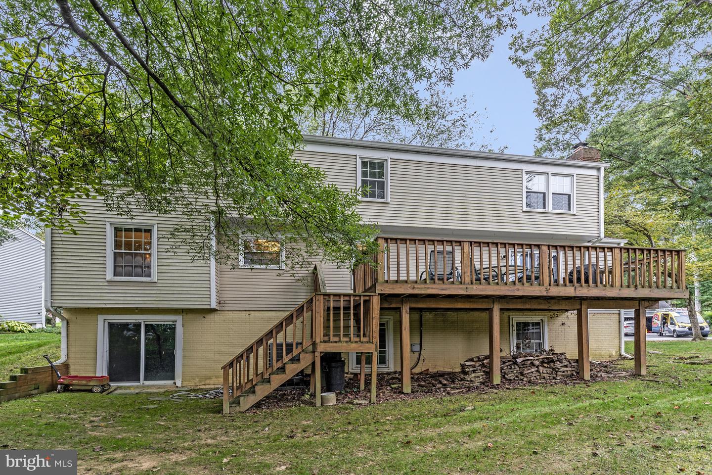 10848 BURR OAK WAY, BURKE, Virginia 22015, 5 Bedrooms Bedrooms, ,2 BathroomsBathrooms,Residential,For sale,10848 BURR OAK WAY,VAFX2270012 MLS # VAFX2270012