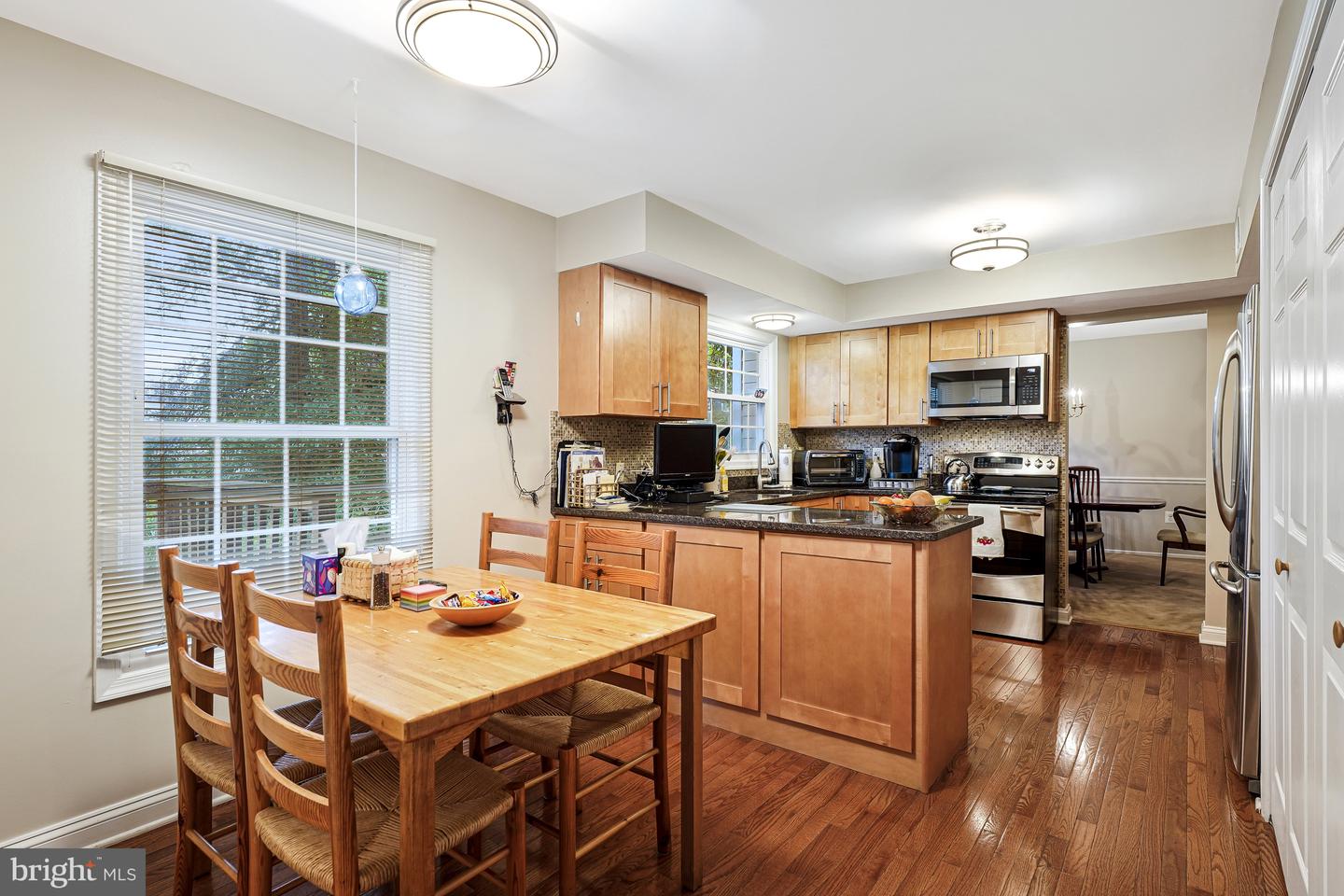 10848 BURR OAK WAY, BURKE, Virginia 22015, 5 Bedrooms Bedrooms, ,2 BathroomsBathrooms,Residential,For sale,10848 BURR OAK WAY,VAFX2270012 MLS # VAFX2270012
