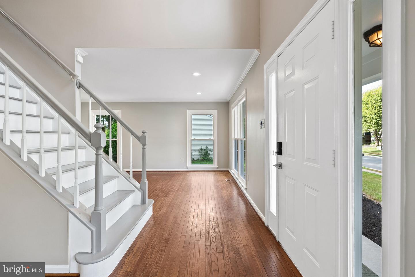 13633 UNION VILLAGE CIR, CLIFTON, Virginia 20124, 5 Bedrooms Bedrooms, ,3 BathroomsBathrooms,Residential,For sale,13633 UNION VILLAGE CIR,VAFX2270026 MLS # VAFX2270026