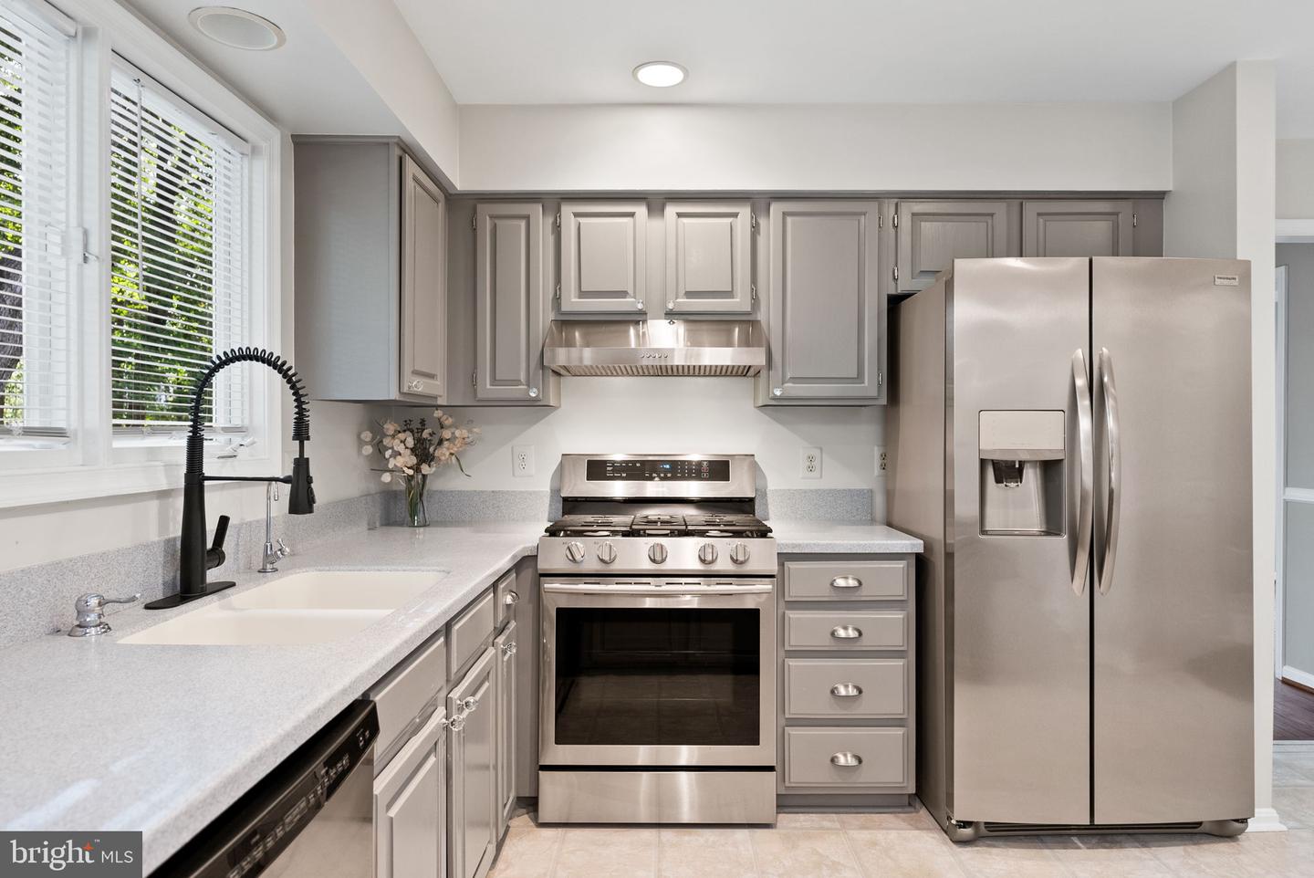 13633 UNION VILLAGE CIR, CLIFTON, Virginia 20124, 5 Bedrooms Bedrooms, ,3 BathroomsBathrooms,Residential,For sale,13633 UNION VILLAGE CIR,VAFX2270026 MLS # VAFX2270026