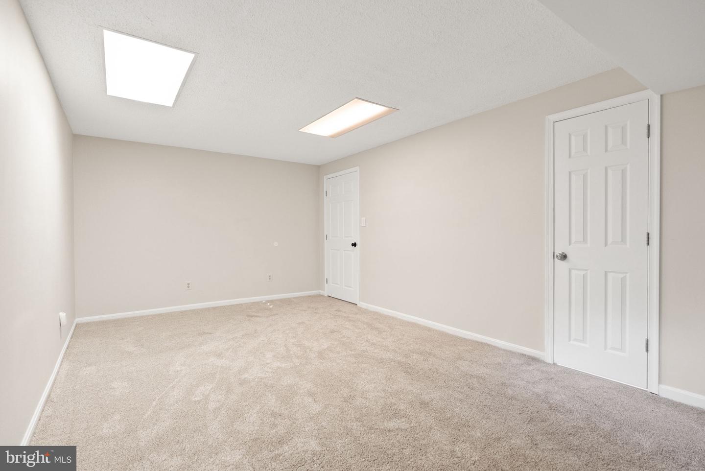 13633 UNION VILLAGE CIR, CLIFTON, Virginia 20124, 5 Bedrooms Bedrooms, ,3 BathroomsBathrooms,Residential,For sale,13633 UNION VILLAGE CIR,VAFX2270026 MLS # VAFX2270026