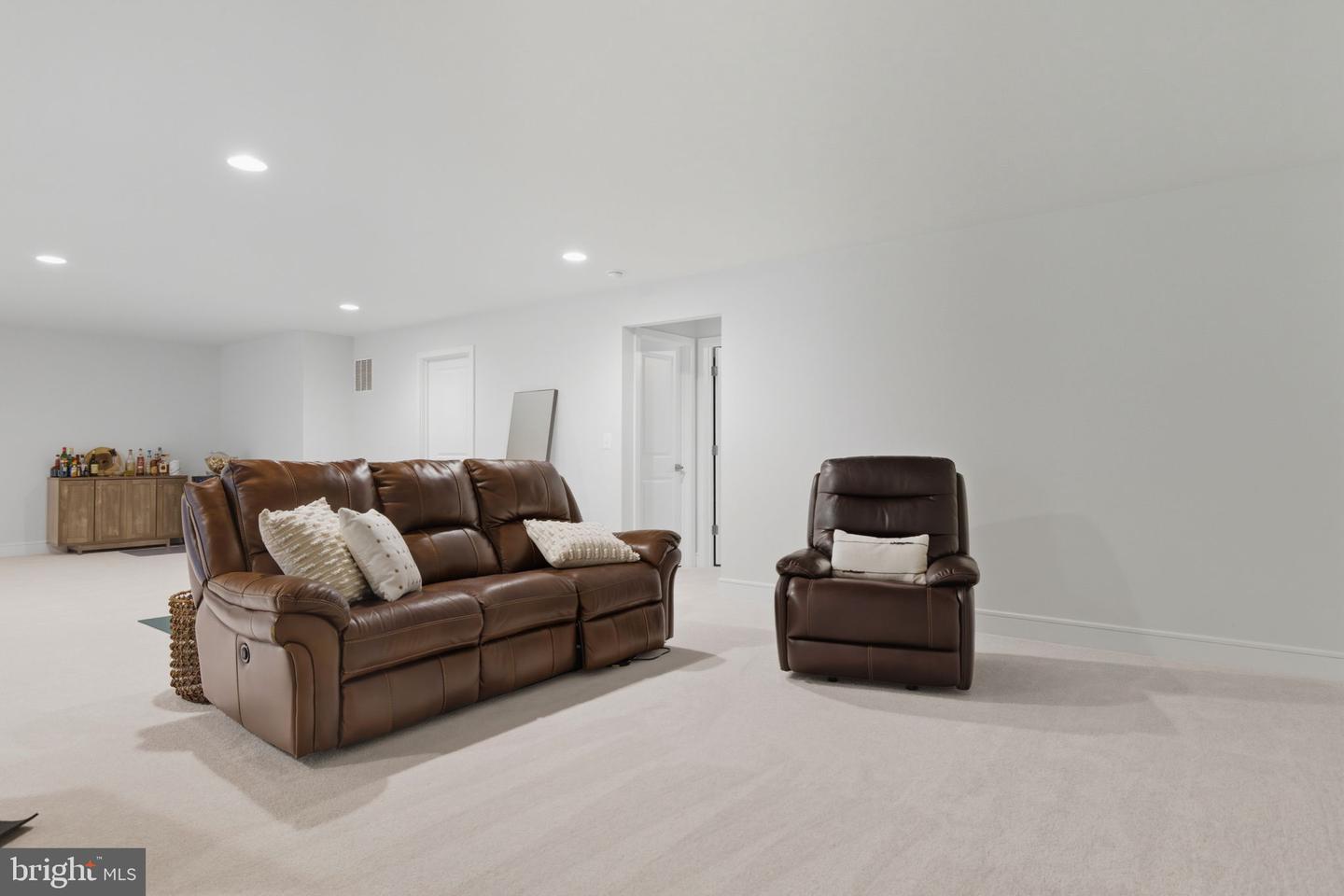 227 STOIC ST SE, LEESBURG, Virginia 20175, 4 Bedrooms Bedrooms, ,4 BathroomsBathrooms,Residential,For sale,227 STOIC ST SE,VALO2107916 MLS # VALO2107916