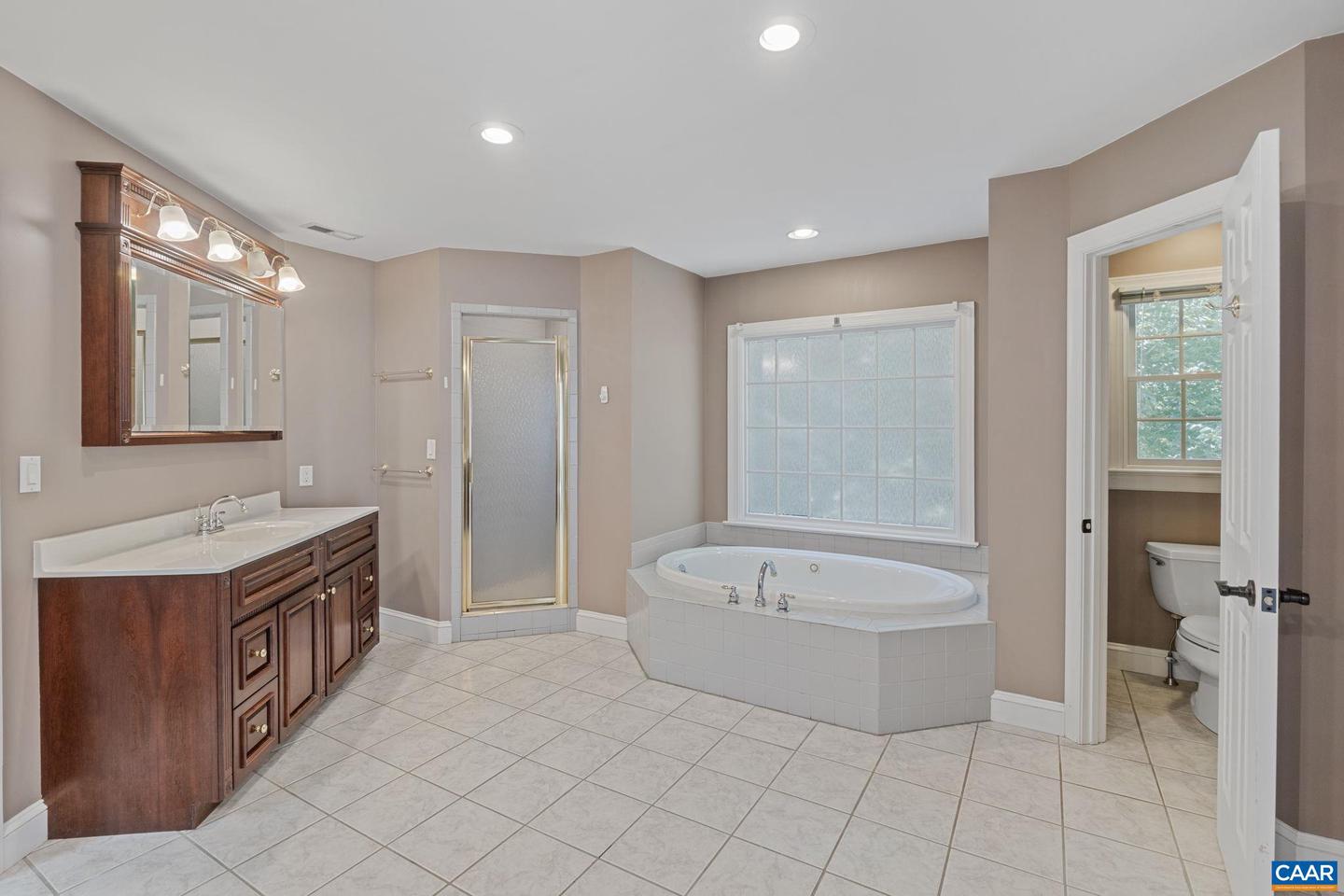 2370 WALNUT RIDGE LN, CHARLOTTESVILLE, Virginia 22911, 4 Bedrooms Bedrooms, ,4 BathroomsBathrooms,Residential,For sale,2370 WALNUT RIDGE LN,669540 MLS # 669540 2370 WALNUT RIDGE LN, CHARLOTTESVILLE, Virginia 22911, 4 Bedrooms Bedrooms, ,4 BathroomsBathrooms,Residential,For sale,2370 WALNUT RIDGE LN,669540 MLS # 669540