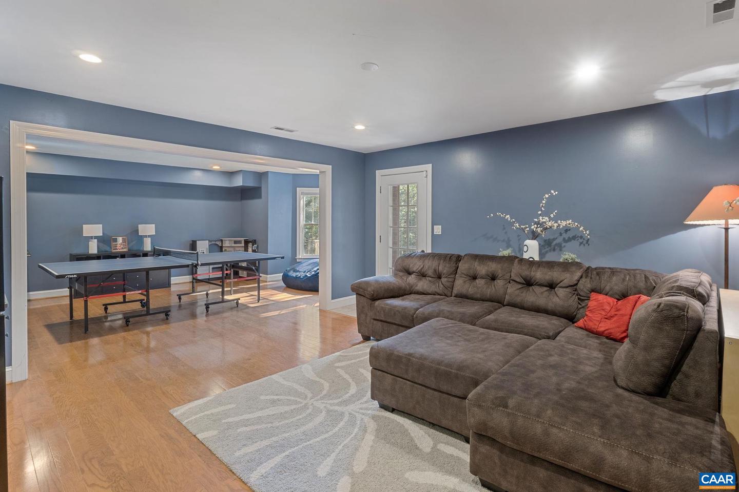 2370 WALNUT RIDGE LN, CHARLOTTESVILLE, Virginia 22911, 4 Bedrooms Bedrooms, ,4 BathroomsBathrooms,Residential,For sale,2370 WALNUT RIDGE LN,669540 MLS # 669540 2370 WALNUT RIDGE LN, CHARLOTTESVILLE, Virginia 22911, 4 Bedrooms Bedrooms, ,4 BathroomsBathrooms,Residential,For sale,2370 WALNUT RIDGE LN,669540 MLS # 669540