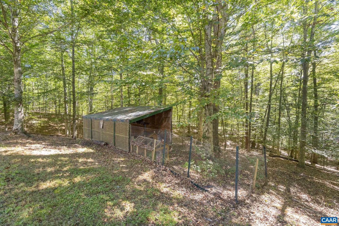 2370 WALNUT RIDGE LN, CHARLOTTESVILLE, Virginia 22911, 4 Bedrooms Bedrooms, ,4 BathroomsBathrooms,Residential,For sale,2370 WALNUT RIDGE LN,669540 MLS # 669540 2370 WALNUT RIDGE LN, CHARLOTTESVILLE, Virginia 22911, 4 Bedrooms Bedrooms, ,4 BathroomsBathrooms,Residential,For sale,2370 WALNUT RIDGE LN,669540 MLS # 669540