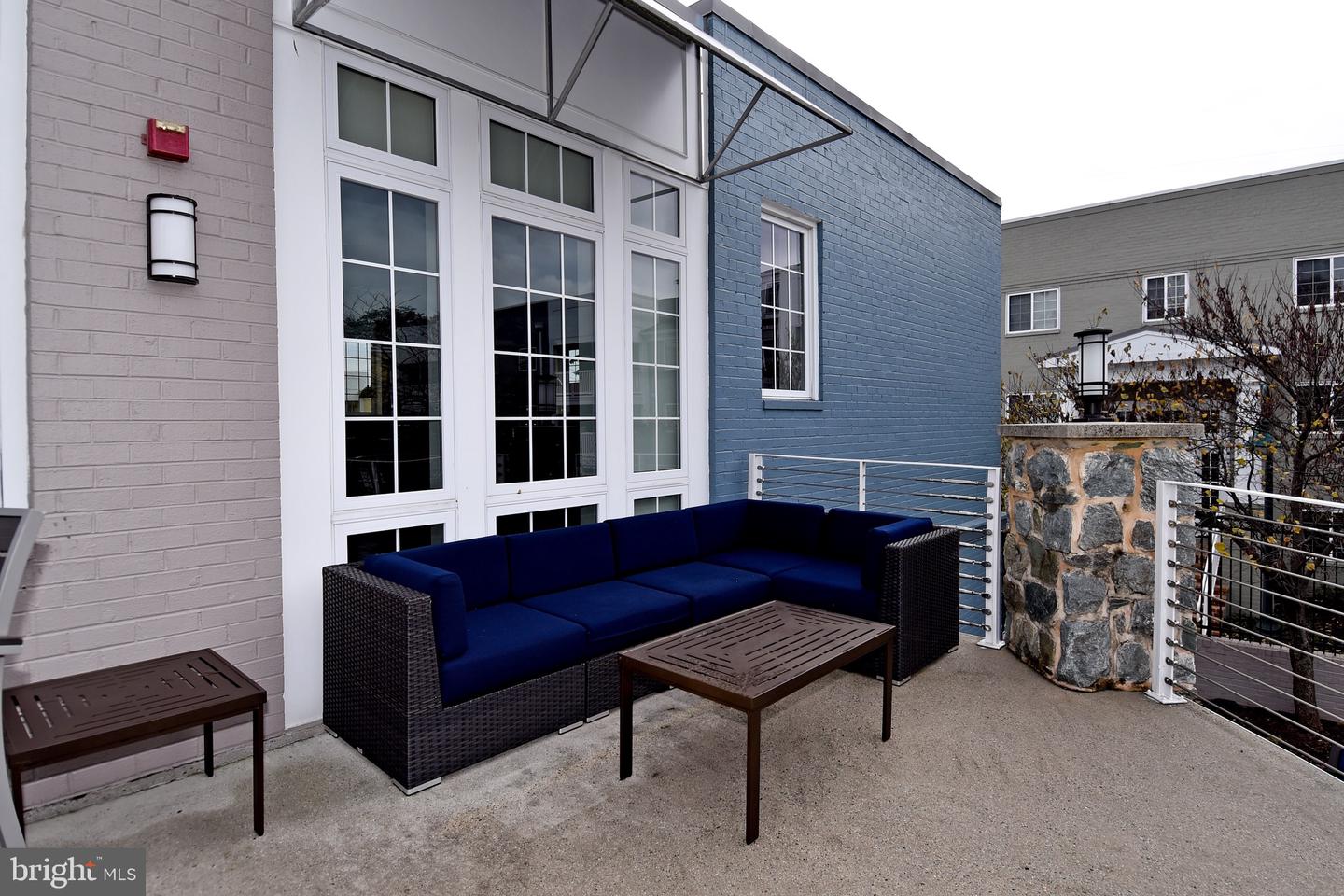 4127 S FOUR MILE RUN DRIVE DR #304, ARLINGTON, Virginia 22204, 1 Bedroom Bedrooms, 2 Rooms Rooms,1 BathroomBathrooms,Residential,For sale,4127 S FOUR MILE RUN DRIVE DR #304,VAAR2064392 MLS # VAAR2064392