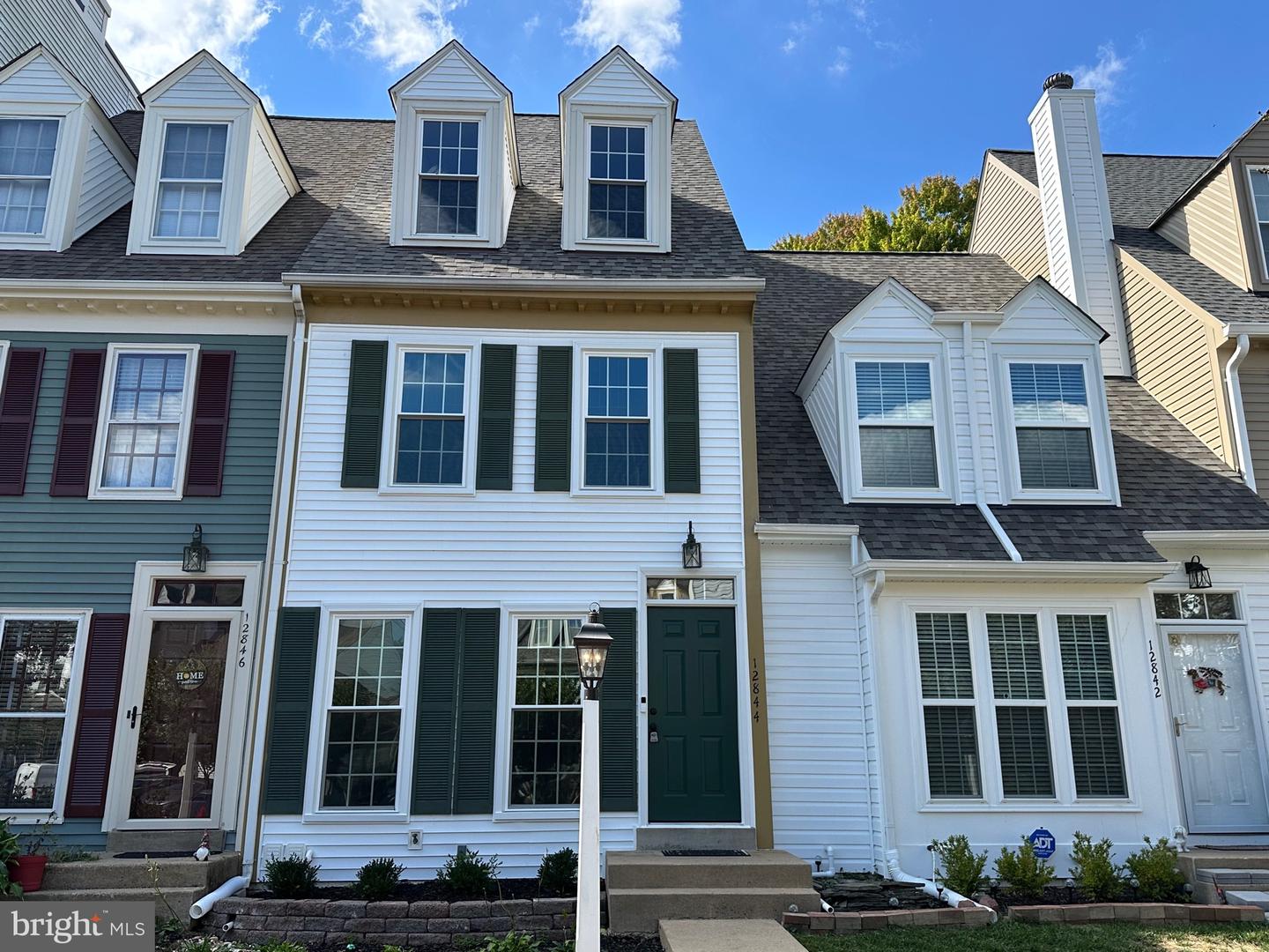 12844 MILL HOUSE CT, WOODBRIDGE, Virginia 22192, 2 Bedrooms Bedrooms, 13 Rooms Rooms,3 BathroomsBathrooms,Residential,For sale,12844 MILL HOUSE CT,VAPW2105170 MLS # VAPW2105170