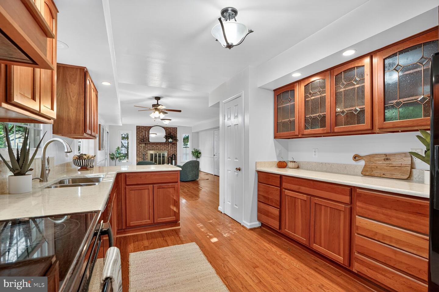 13371 TEABERRY CT, FAIRFAX, Virginia 22033, 5 Bedrooms Bedrooms, ,3 BathroomsBathrooms,Residential,For sale,13371 TEABERRY CT,VAFX2270150 MLS # VAFX2270150