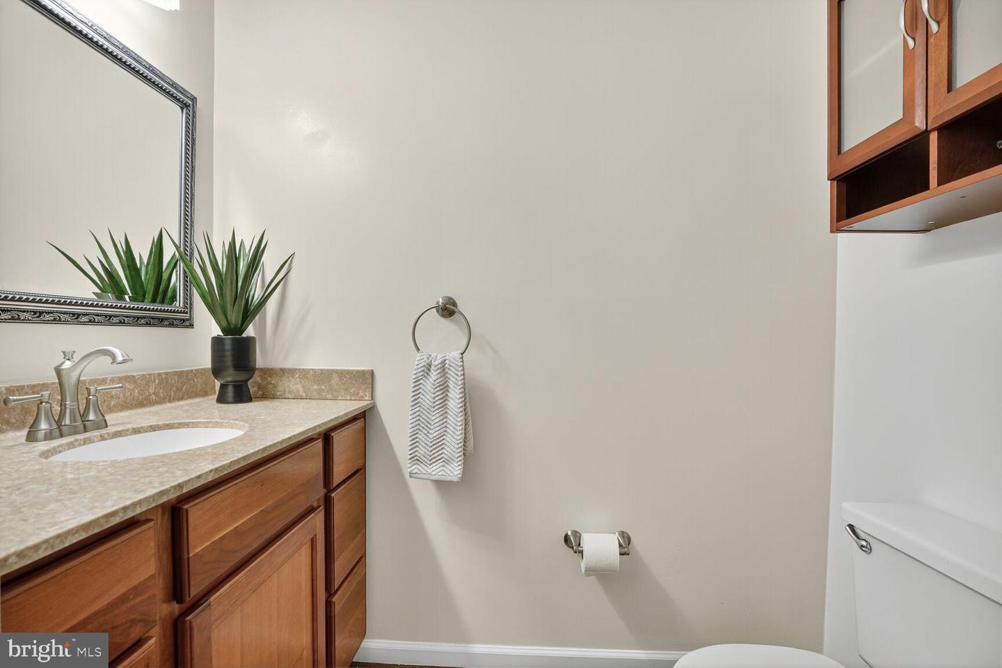 13371 TEABERRY CT, FAIRFAX, Virginia 22033, 5 Bedrooms Bedrooms, ,3 BathroomsBathrooms,Residential,For sale,13371 TEABERRY CT,VAFX2270150 MLS # VAFX2270150