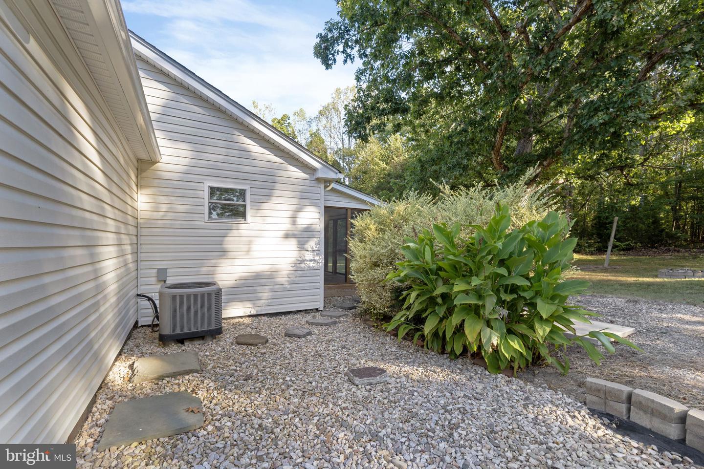 20455 MONROVIA RD, ORANGE, Virginia 22960, 2 Bedrooms Bedrooms, ,1 BathroomBathrooms,Residential,For sale,20455 MONROVIA RD,VAOR2012446 MLS # VAOR2012446
