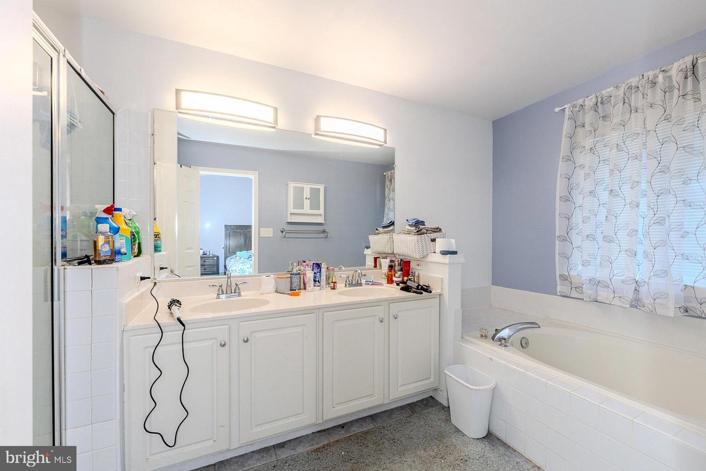 45550 READING TER, STERLING, Virginia 20166, 3 Bedrooms Bedrooms, ,2 BathroomsBathrooms,Residential,For sale,45550 READING TER,VALO2107960 MLS # VALO2107960