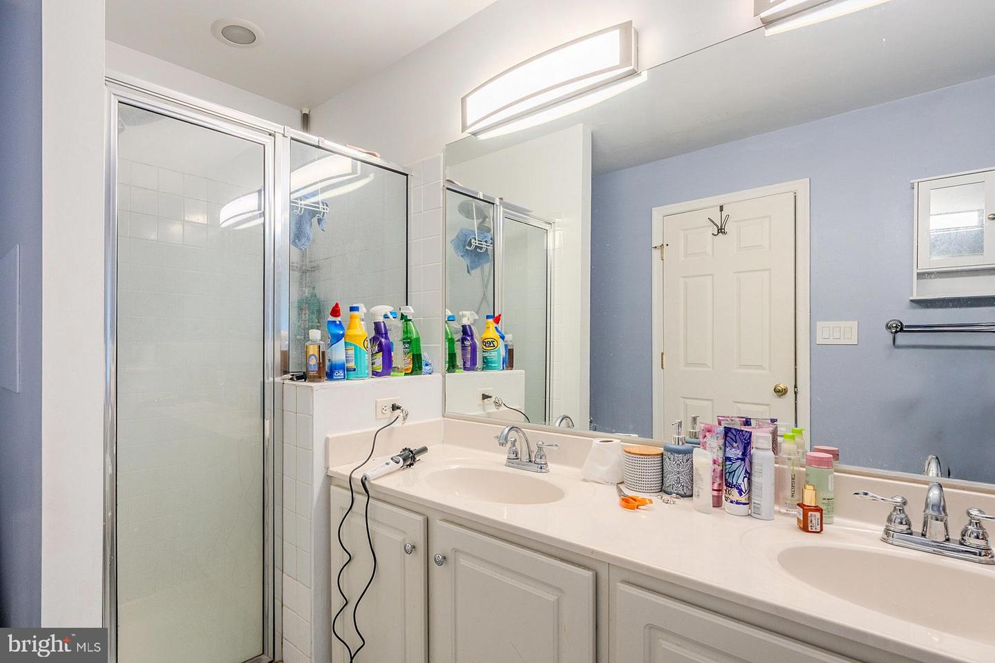 45550 READING TER, STERLING, Virginia 20166, 3 Bedrooms Bedrooms, ,2 BathroomsBathrooms,Residential,For sale,45550 READING TER,VALO2107960 MLS # VALO2107960