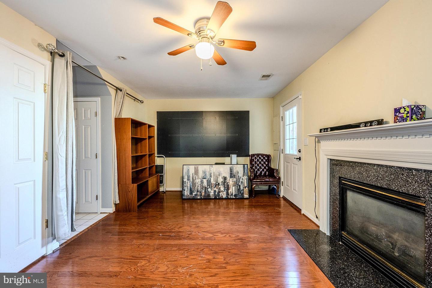 45550 READING TER, STERLING, Virginia 20166, 3 Bedrooms Bedrooms, ,2 BathroomsBathrooms,Residential,For sale,45550 READING TER,VALO2107960 MLS # VALO2107960