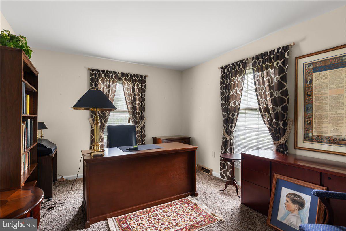 103 SHARON DR, WINCHESTER, Virginia 22602, 5 Bedrooms Bedrooms, ,3 BathroomsBathrooms,Residential,For sale,103 SHARON DR,VAFV2037136 MLS # VAFV2037136
