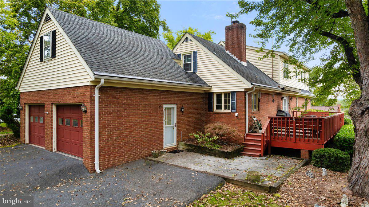 103 SHARON DR, WINCHESTER, Virginia 22602, 5 Bedrooms Bedrooms, ,3 BathroomsBathrooms,Residential,For sale,103 SHARON DR,VAFV2037136 MLS # VAFV2037136