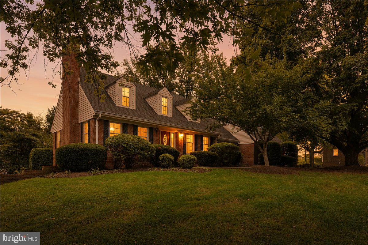 103 SHARON DR, WINCHESTER, Virginia 22602, 5 Bedrooms Bedrooms, ,3 BathroomsBathrooms,Residential,For sale,103 SHARON DR,VAFV2037136 MLS # VAFV2037136
