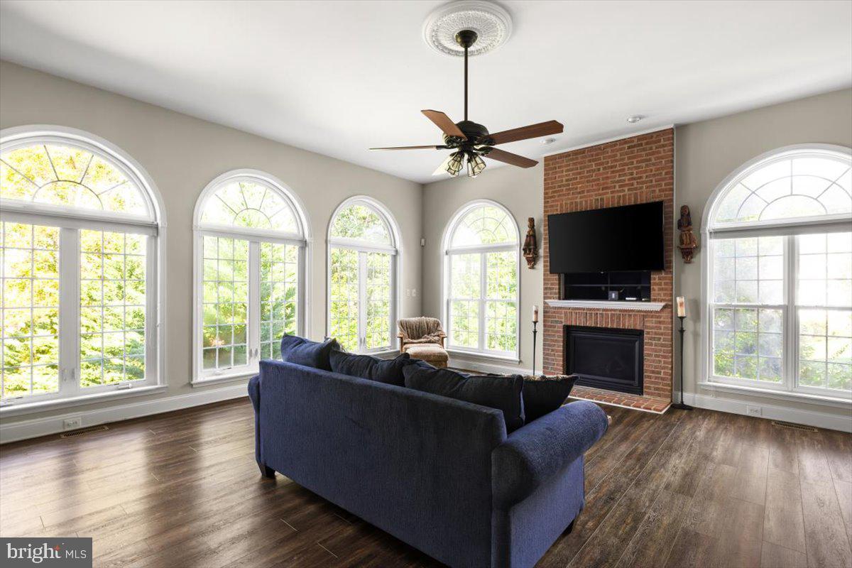 1877 CLAYTON RIDGE DR, WINCHESTER, Virginia 22601, 4 Bedrooms Bedrooms, ,4 BathroomsBathrooms,Residential,For sale,1877 CLAYTON RIDGE DR,VAWI2009164 MLS # VAWI2009164