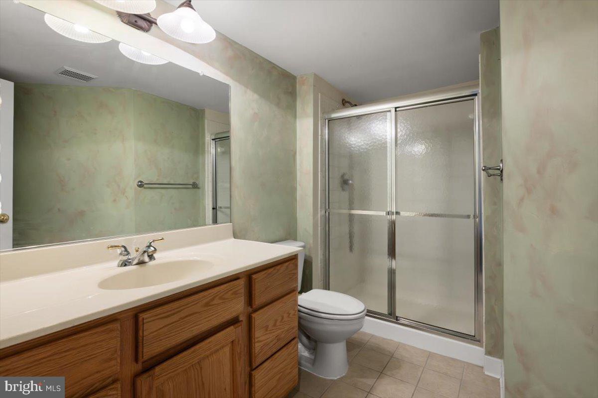 1877 CLAYTON RIDGE DR, WINCHESTER, Virginia 22601, 4 Bedrooms Bedrooms, ,4 BathroomsBathrooms,Residential,For sale,1877 CLAYTON RIDGE DR,VAWI2009164 MLS # VAWI2009164
