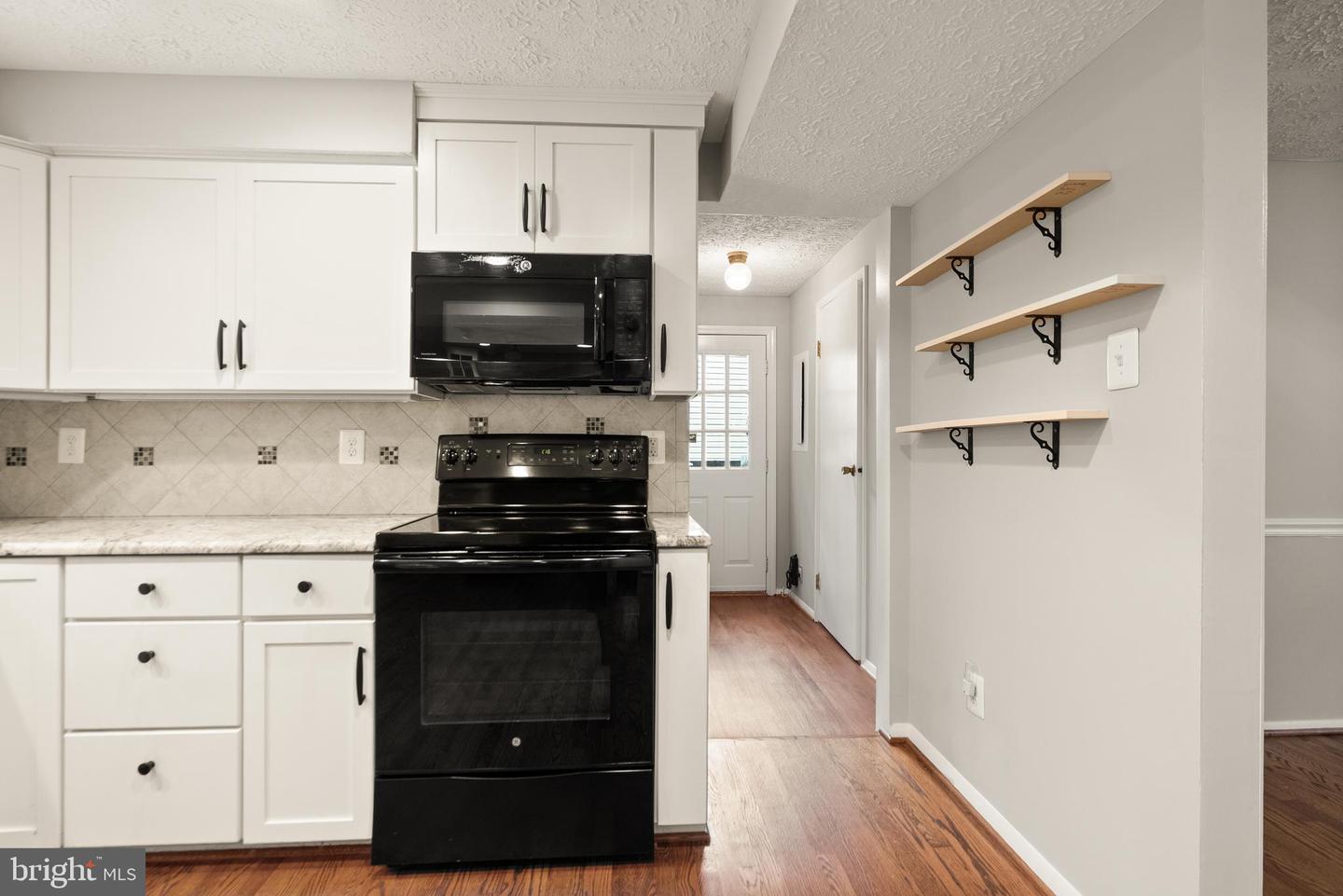 10816 VERDE VISTA DR, FAIRFAX, Virginia 22030, 3 Bedrooms Bedrooms, ,2 BathroomsBathrooms,Residential,For sale,10816 VERDE VISTA DR,VAFX2270170 MLS # VAFX2270170