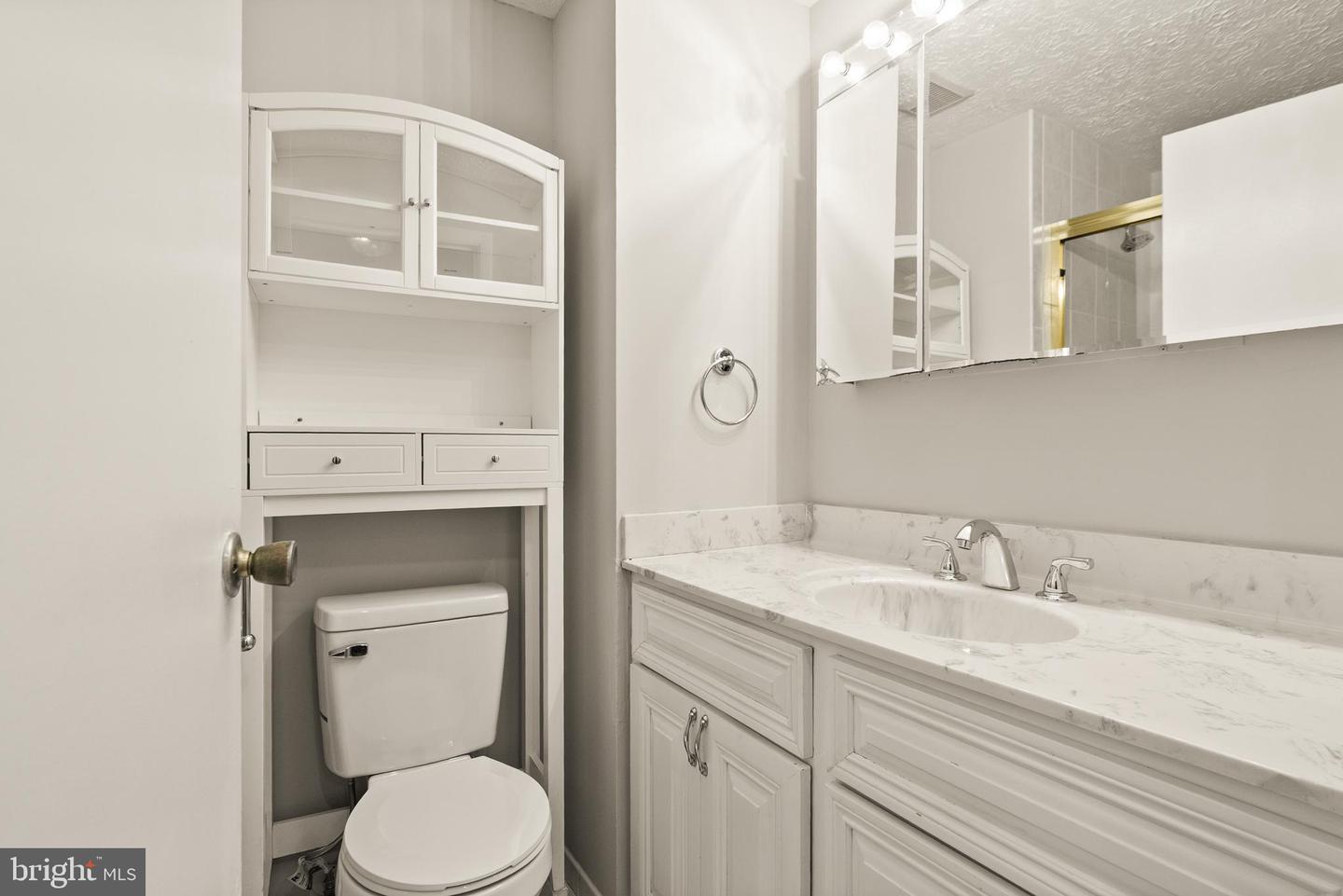 10816 VERDE VISTA DR, FAIRFAX, Virginia 22030, 3 Bedrooms Bedrooms, ,2 BathroomsBathrooms,Residential,For sale,10816 VERDE VISTA DR,VAFX2270170 MLS # VAFX2270170