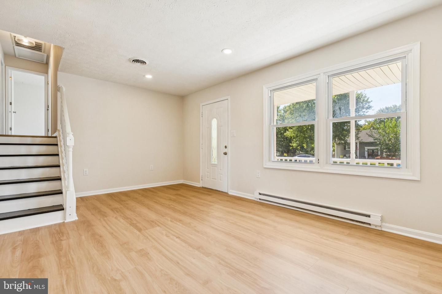 110 ACCOMACK CIR, STEPHENS CITY, Virginia 22655, 3 Bedrooms Bedrooms, ,3 BathroomsBathrooms,Residential,For sale,110 ACCOMACK CIR,VAFV2037148 MLS # VAFV2037148