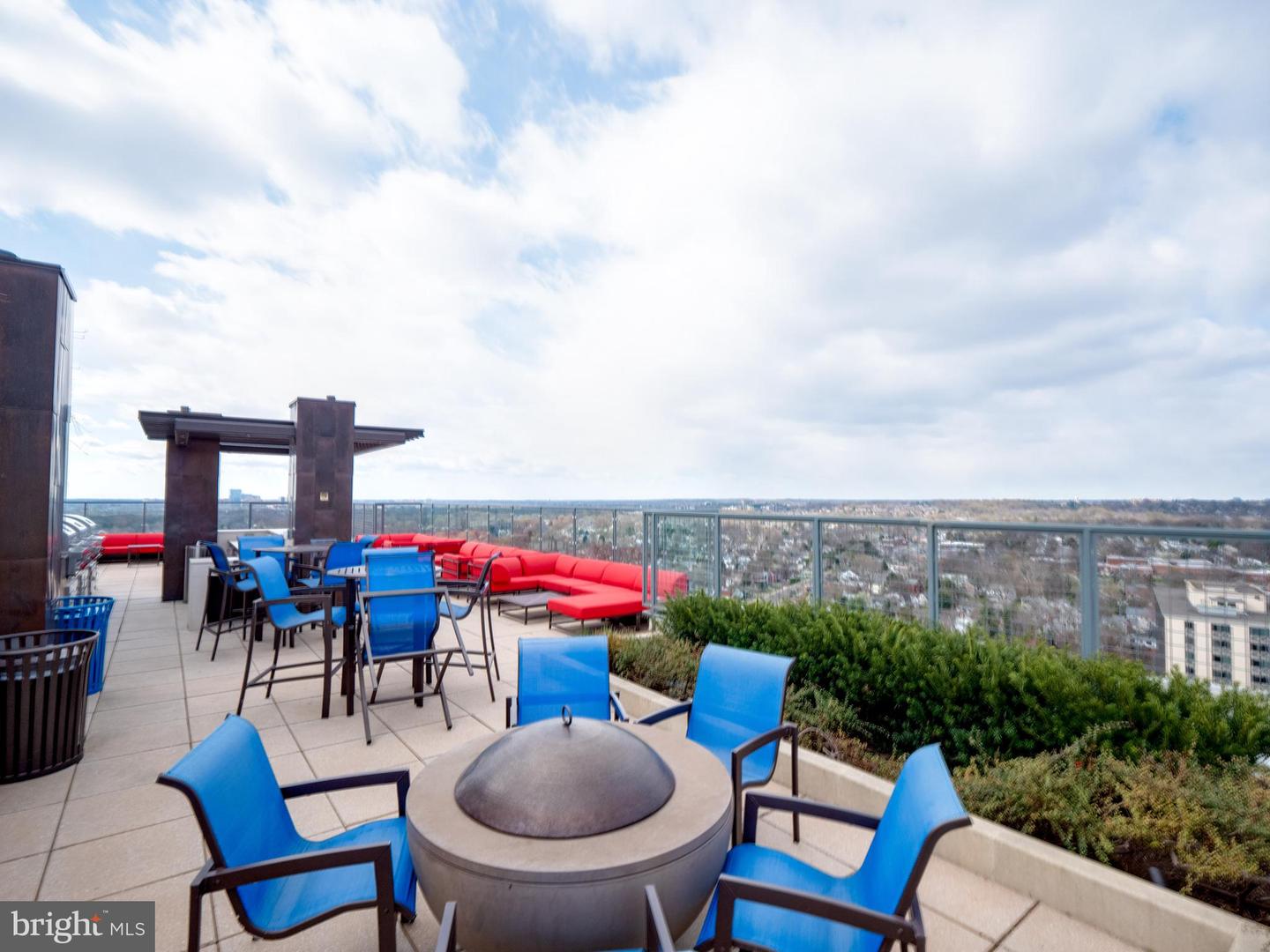 851 N GLEBE RD #816, ARLINGTON, Virginia 22203, 1 Bedroom Bedrooms, ,1 BathroomBathrooms,Residential,For sale,851 N GLEBE RD #816,VAAR2064374 MLS # VAAR2064374