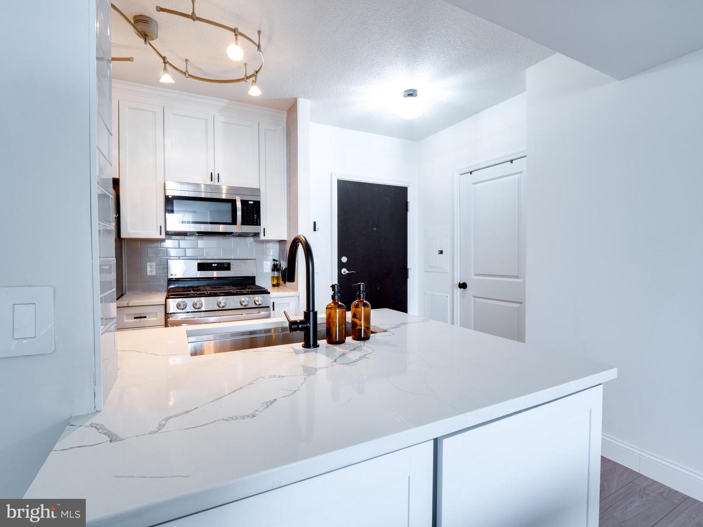 851 N GLEBE RD #816, ARLINGTON, Virginia 22203, 1 Bedroom Bedrooms, ,1 BathroomBathrooms,Residential,For sale,851 N GLEBE RD #816,VAAR2064374 MLS # VAAR2064374