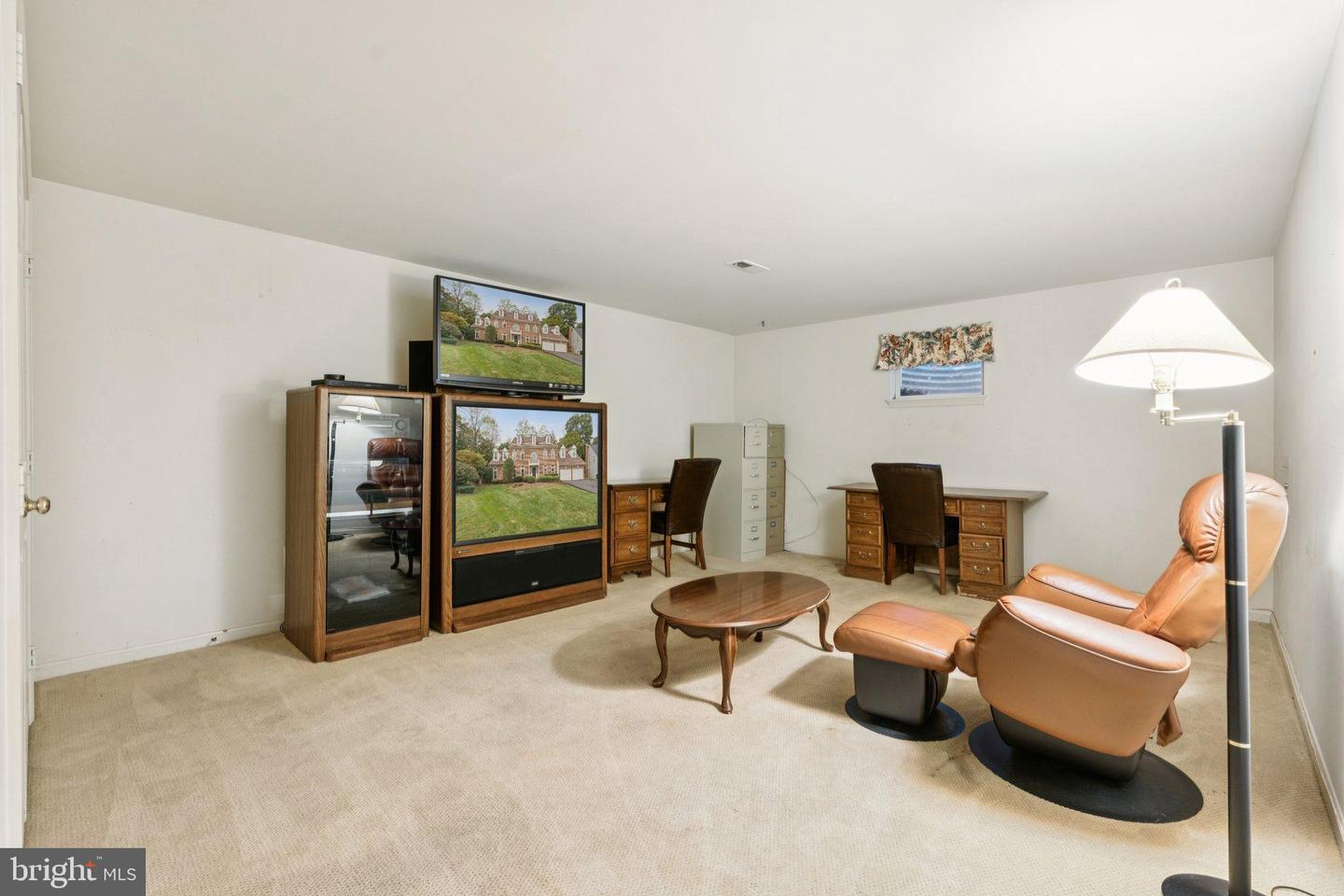 20931 LOCK CT, STERLING, Virginia 20165, 5 Bedrooms Bedrooms, 18 Rooms Rooms,4 BathroomsBathrooms,Residential,For sale,20931 LOCK CT,VALO2107996 MLS # VALO2107996