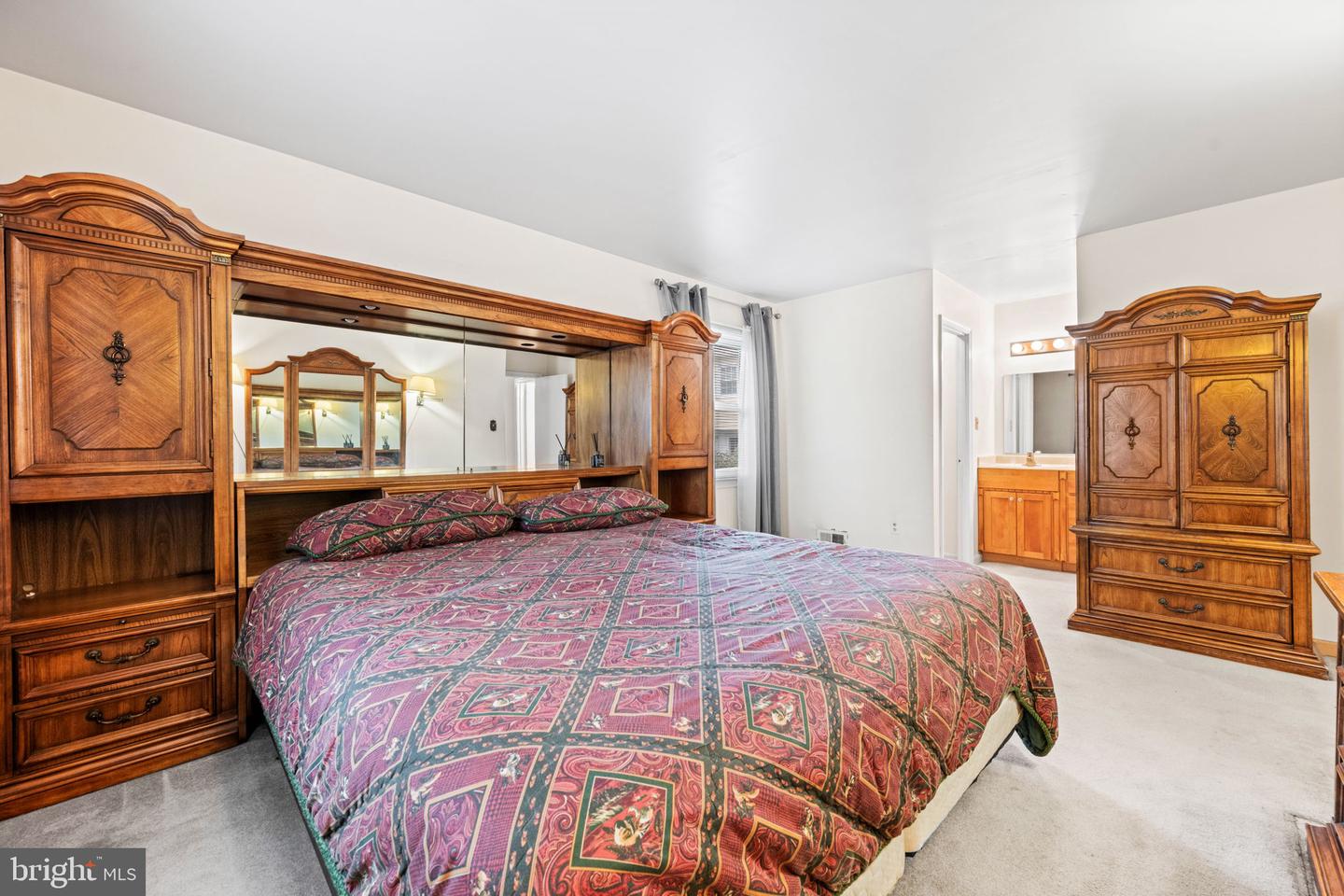8000 LADY LEWIS CT, SPRINGFIELD, Virginia 22153, 4 Bedrooms Bedrooms, ,3 BathroomsBathrooms,Residential,For sale,8000 LADY LEWIS CT,VAFX2270248 MLS # VAFX2270248
