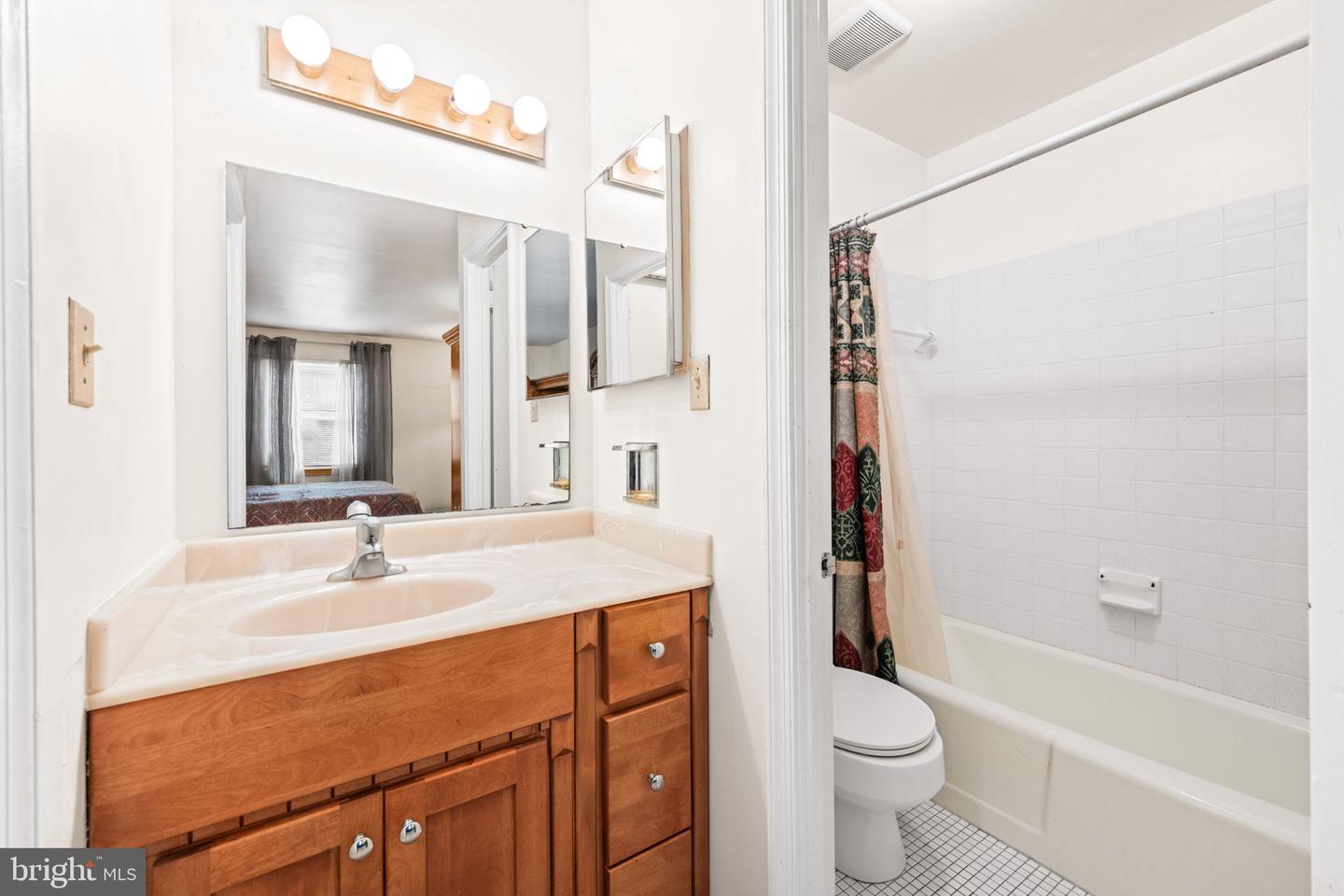 8000 LADY LEWIS CT, SPRINGFIELD, Virginia 22153, 4 Bedrooms Bedrooms, ,3 BathroomsBathrooms,Residential,For sale,8000 LADY LEWIS CT,VAFX2270248 MLS # VAFX2270248
