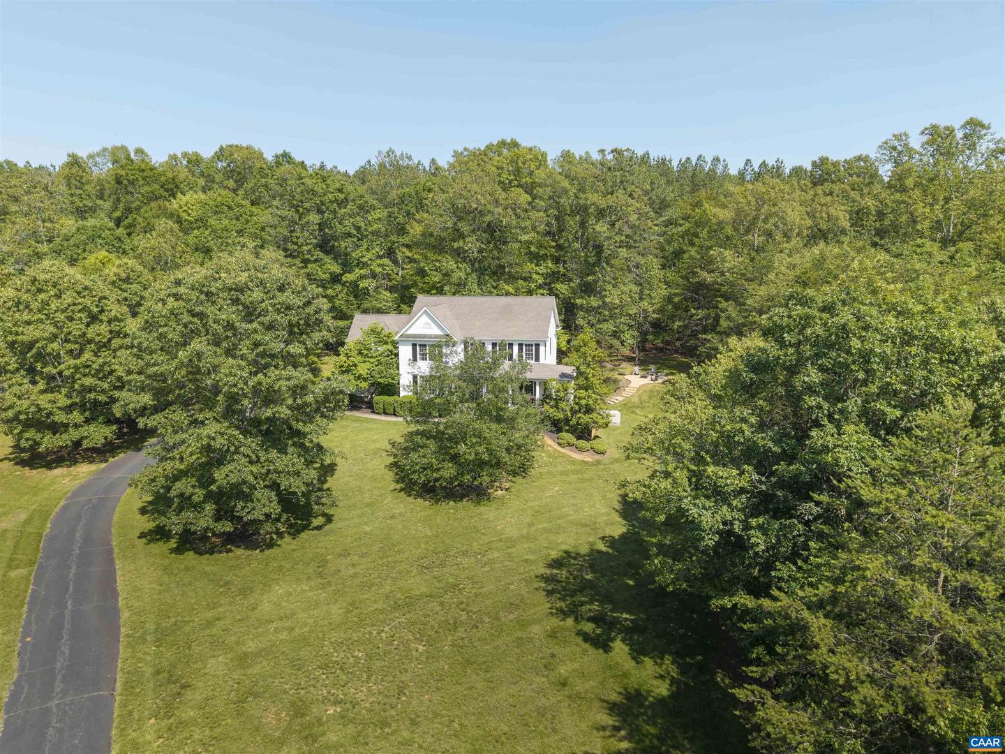 4275 REDWOOD LN, EARLYSVILLE, Virginia 22936, 5 Bedrooms Bedrooms, ,4 BathroomsBathrooms,Residential,For sale,4275 REDWOOD LN,669562 MLS # 669562