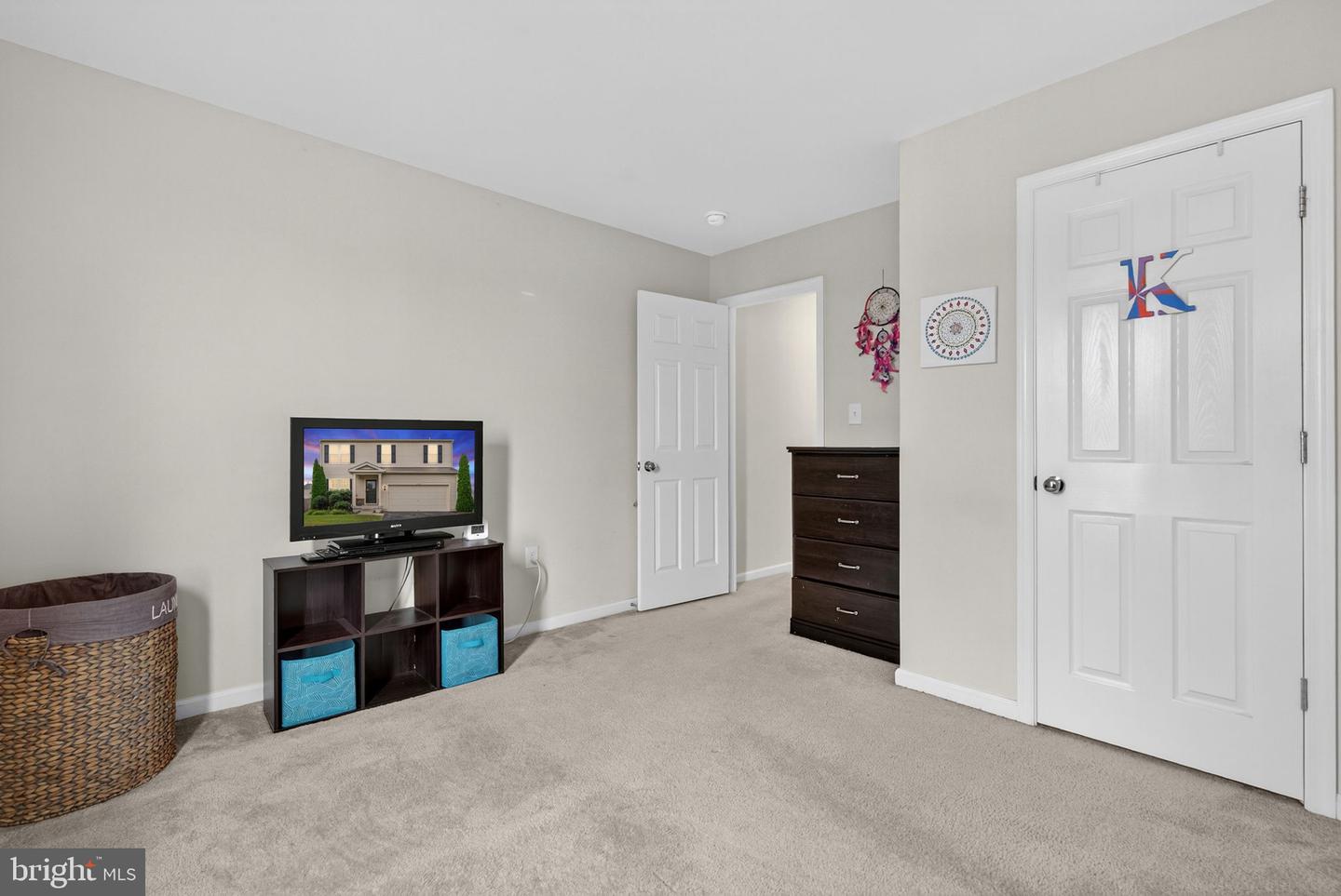 153 LITTLEWING WAY, STEPHENS CITY, Virginia 22655, 4 Bedrooms Bedrooms, ,3 BathroomsBathrooms,Residential,For sale,153 LITTLEWING WAY,VAFV2037158 MLS # VAFV2037158