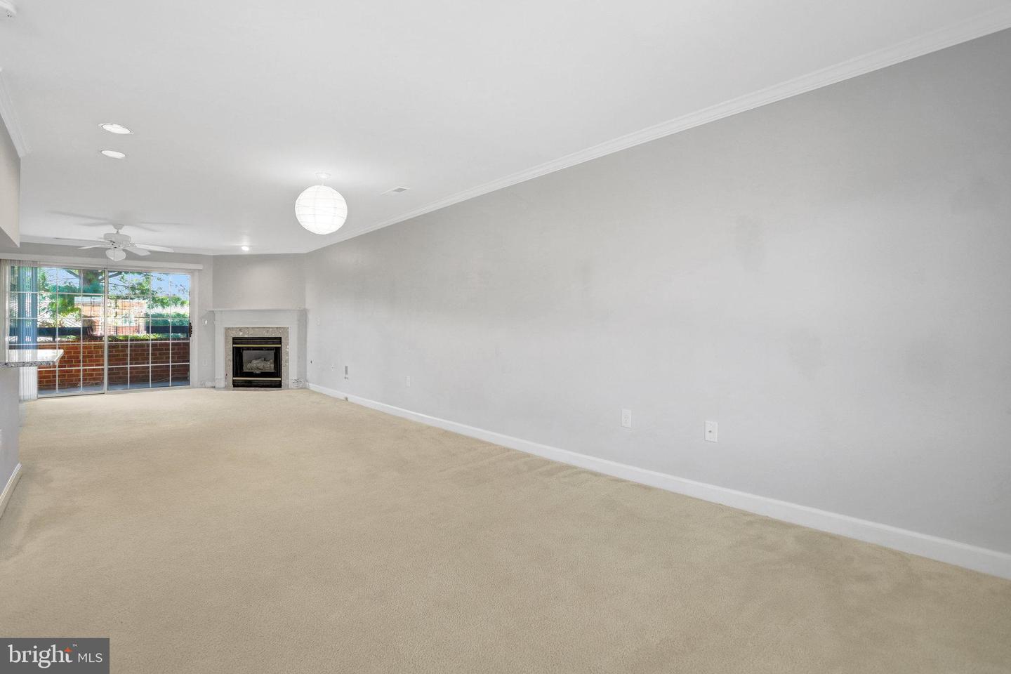 6924 FAIRFAX DR #322, ARLINGTON, Virginia 22213, 2 Bedrooms Bedrooms, ,2 BathroomsBathrooms,Residential,For sale,6924 FAIRFAX DR #322,VAAR2064414 MLS # VAAR2064414