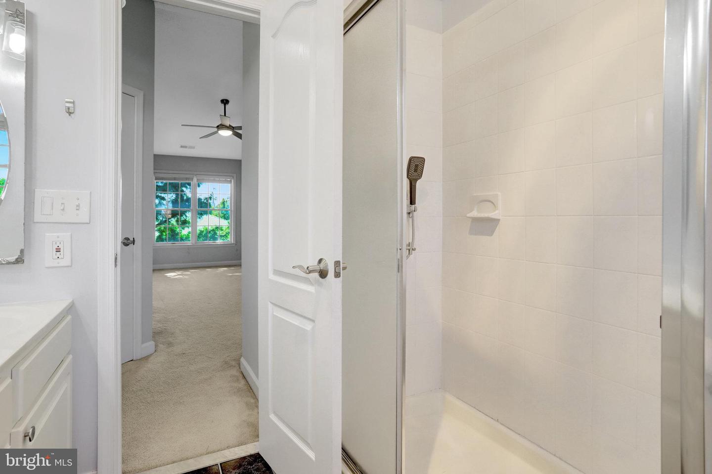 6924 FAIRFAX DR #322, ARLINGTON, Virginia 22213, 2 Bedrooms Bedrooms, ,2 BathroomsBathrooms,Residential,For sale,6924 FAIRFAX DR #322,VAAR2064414 MLS # VAAR2064414