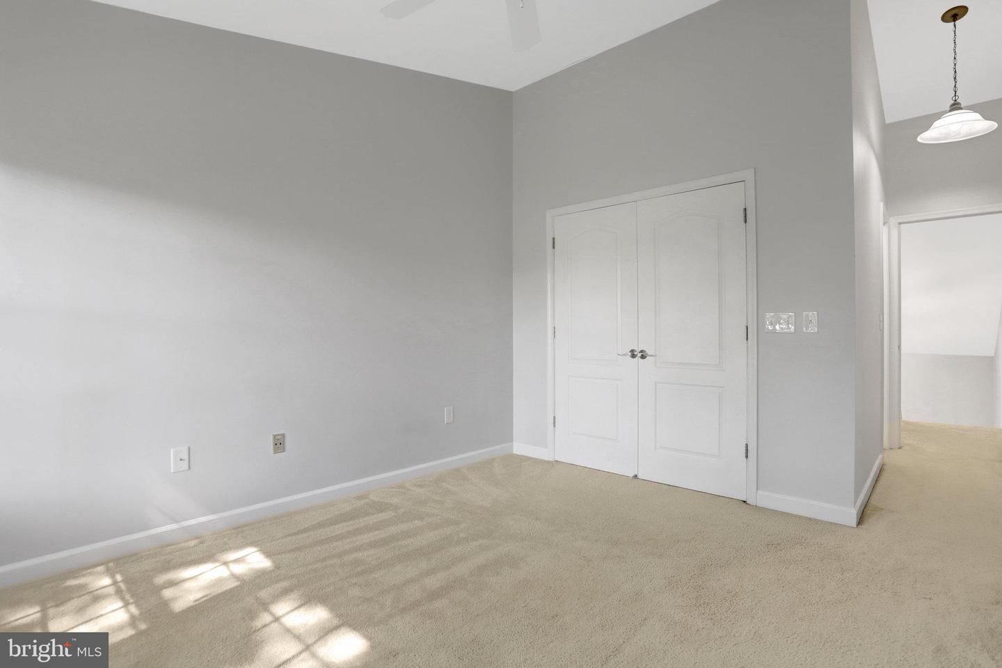 6924 FAIRFAX DR #322, ARLINGTON, Virginia 22213, 2 Bedrooms Bedrooms, ,2 BathroomsBathrooms,Residential,For sale,6924 FAIRFAX DR #322,VAAR2064414 MLS # VAAR2064414