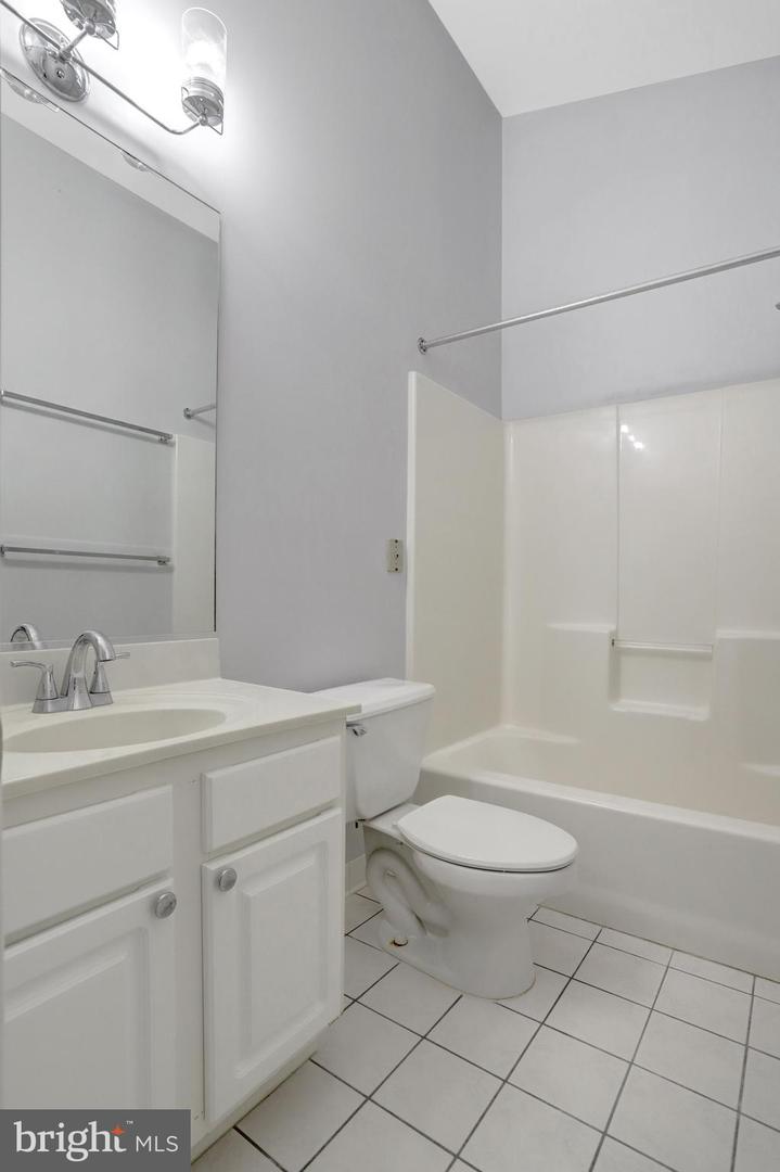 6924 FAIRFAX DR #322, ARLINGTON, Virginia 22213, 2 Bedrooms Bedrooms, ,2 BathroomsBathrooms,Residential,For sale,6924 FAIRFAX DR #322,VAAR2064414 MLS # VAAR2064414