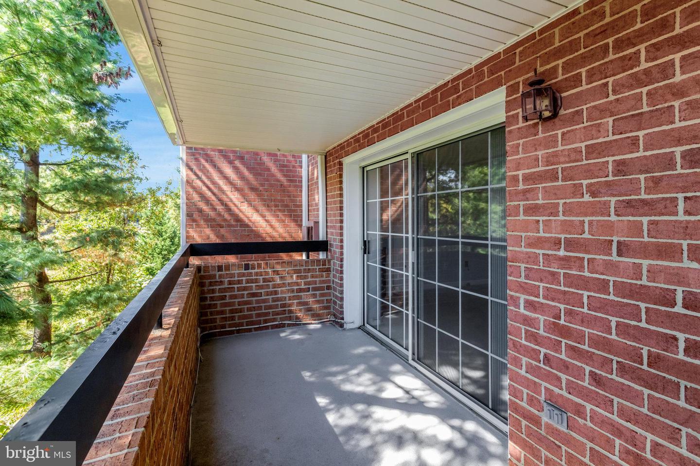 6924 FAIRFAX DR #322, ARLINGTON, Virginia 22213, 2 Bedrooms Bedrooms, ,2 BathroomsBathrooms,Residential,For sale,6924 FAIRFAX DR #322,VAAR2064414 MLS # VAAR2064414