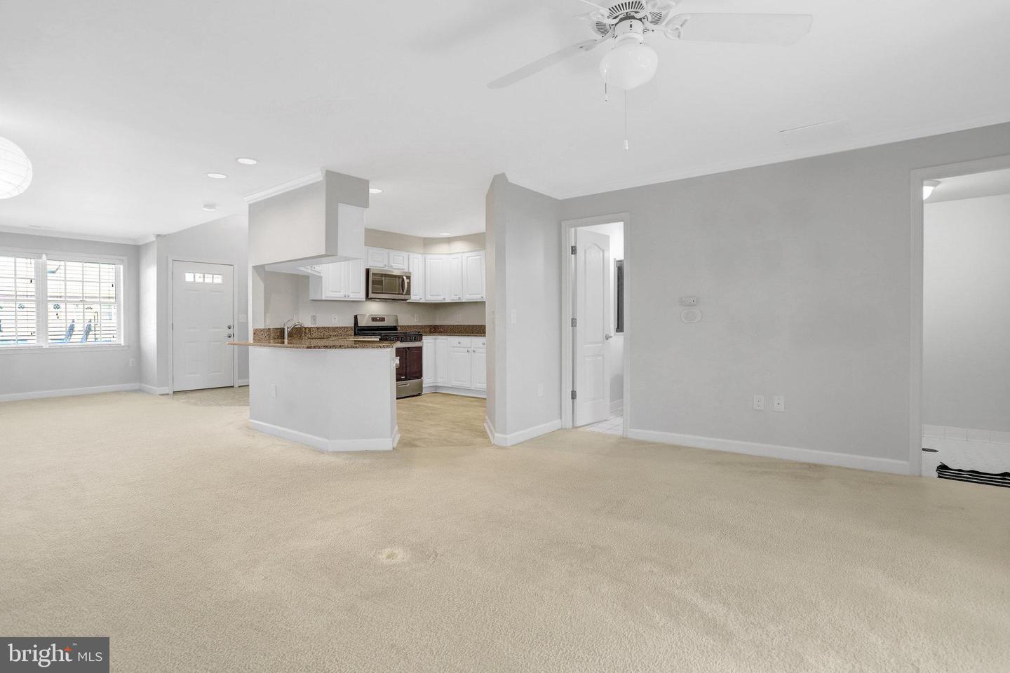 6924 FAIRFAX DR #322, ARLINGTON, Virginia 22213, 2 Bedrooms Bedrooms, ,2 BathroomsBathrooms,Residential,For sale,6924 FAIRFAX DR #322,VAAR2064414 MLS # VAAR2064414