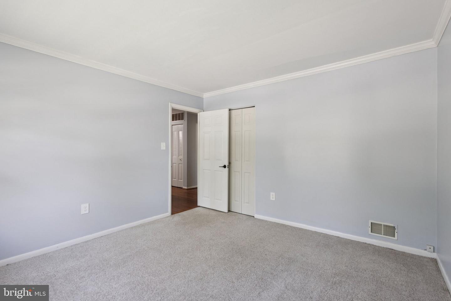 3925 FORGE DR, WOODBRIDGE, Virginia 22193, 5 Bedrooms Bedrooms, ,3 BathroomsBathrooms,Residential,For sale,3925 FORGE DR,VAPW2105234 MLS # VAPW2105234