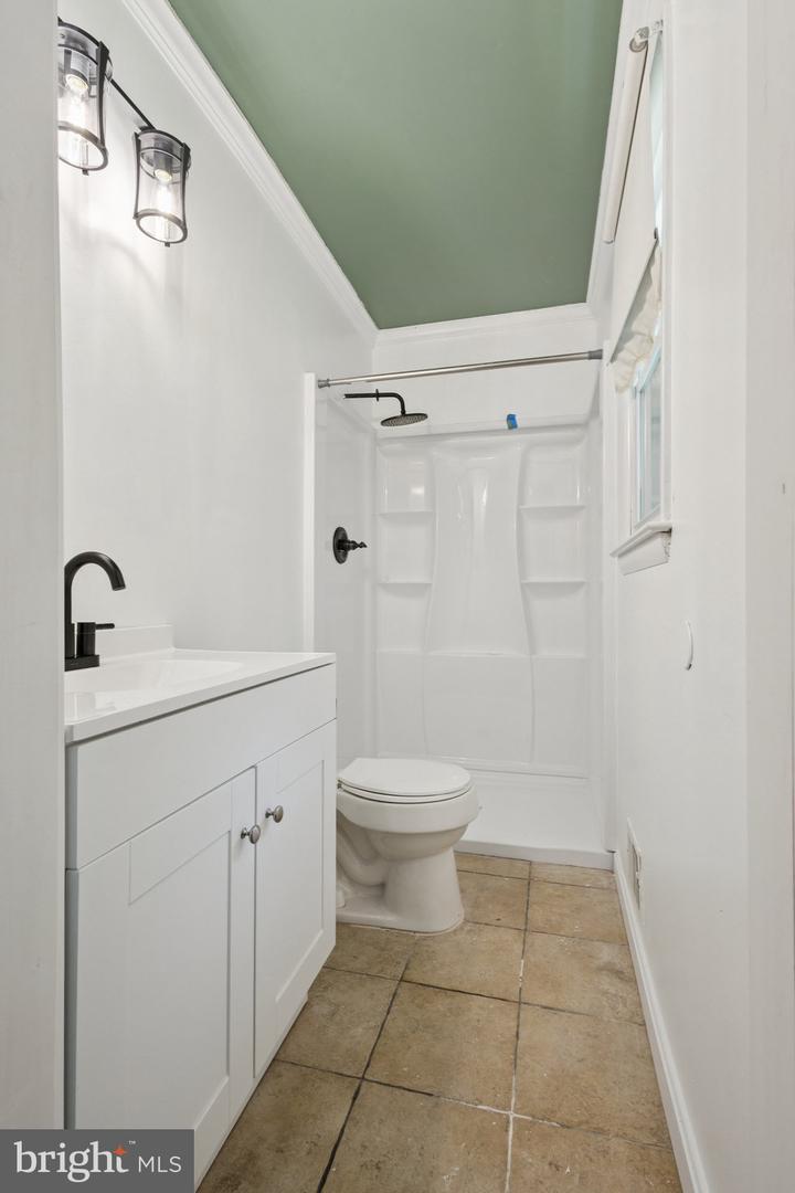 3925 FORGE DR, WOODBRIDGE, Virginia 22193, 5 Bedrooms Bedrooms, ,3 BathroomsBathrooms,Residential,For sale,3925 FORGE DR,VAPW2105234 MLS # VAPW2105234