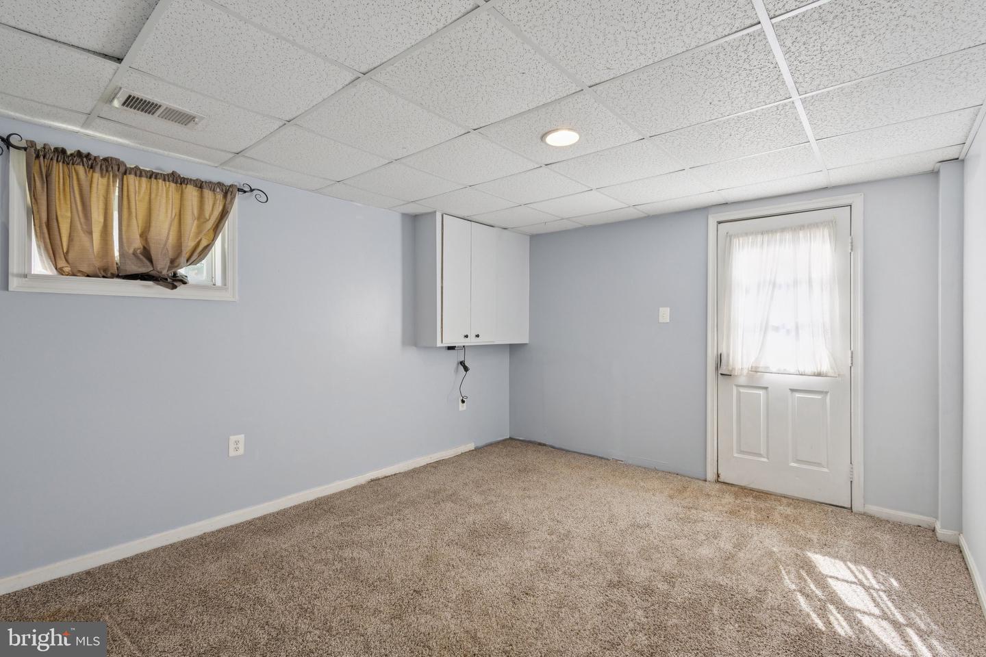 3925 FORGE DR, WOODBRIDGE, Virginia 22193, 5 Bedrooms Bedrooms, ,3 BathroomsBathrooms,Residential,For sale,3925 FORGE DR,VAPW2105234 MLS # VAPW2105234
