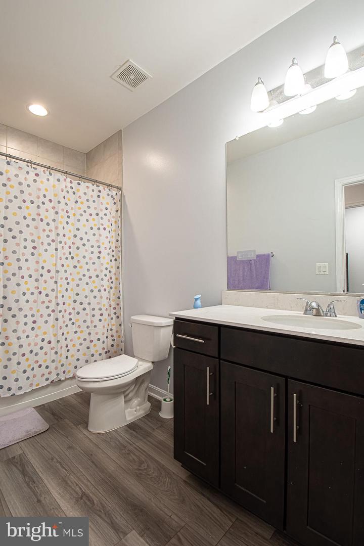 147 WESTCHESTER DR, STEPHENS CITY, Virginia 22655, 5 Bedrooms Bedrooms, ,3 BathroomsBathrooms,Residential,For sale,147 WESTCHESTER DR,VAFV2037166 MLS # VAFV2037166