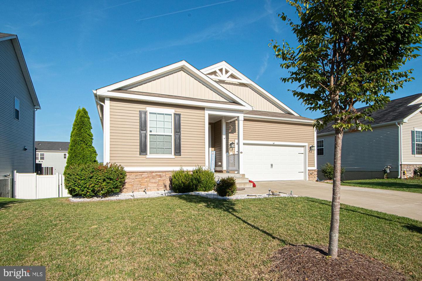 147 WESTCHESTER DR, STEPHENS CITY, Virginia 22655, 5 Bedrooms Bedrooms, ,3 BathroomsBathrooms,Residential,For sale,147 WESTCHESTER DR,VAFV2037166 MLS # VAFV2037166