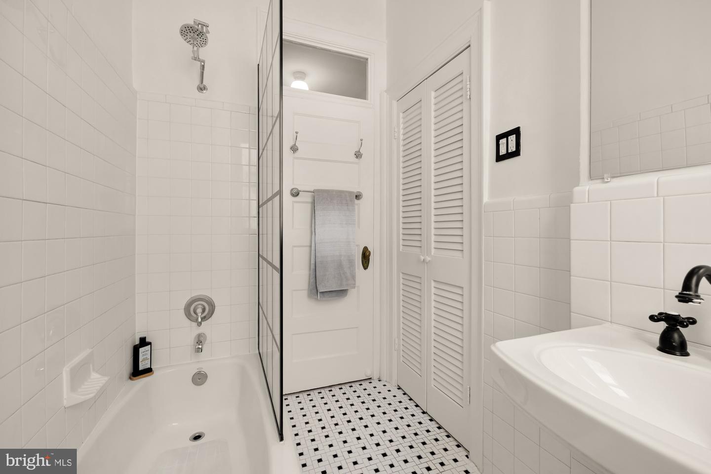 2122 CALIFORNIA ST NW #556, WASHINGTON, District Of Columbia 20008, 1 Bedroom Bedrooms, 2 Rooms Rooms,1 BathroomBathrooms,Residential,For sale,2122 CALIFORNIA ST NW #556,DCDC2225086 MLS # DCDC2225086 2122 CALIFORNIA ST NW #556, WASHINGTON, District Of Columbia 20008, 1 Bedroom Bedrooms, 2 Rooms Rooms,1 BathroomBathrooms,Residential,For sale,2122 CALIFORNIA ST NW #556,DCDC2225086 MLS # DCDC2225086