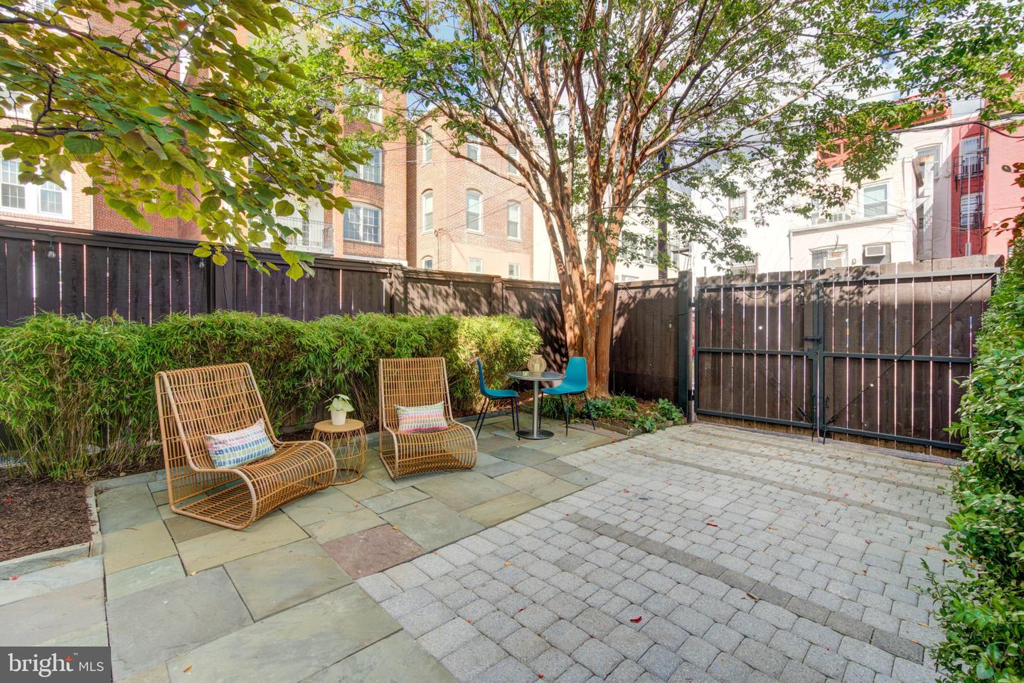1521 CAROLINE ST NW, WASHINGTON, District Of Columbia 20009, 3 Bedrooms Bedrooms, ,2 BathroomsBathrooms,Residential,For sale,1521 CAROLINE ST NW,DCDC2225184 MLS # DCDC2225184
